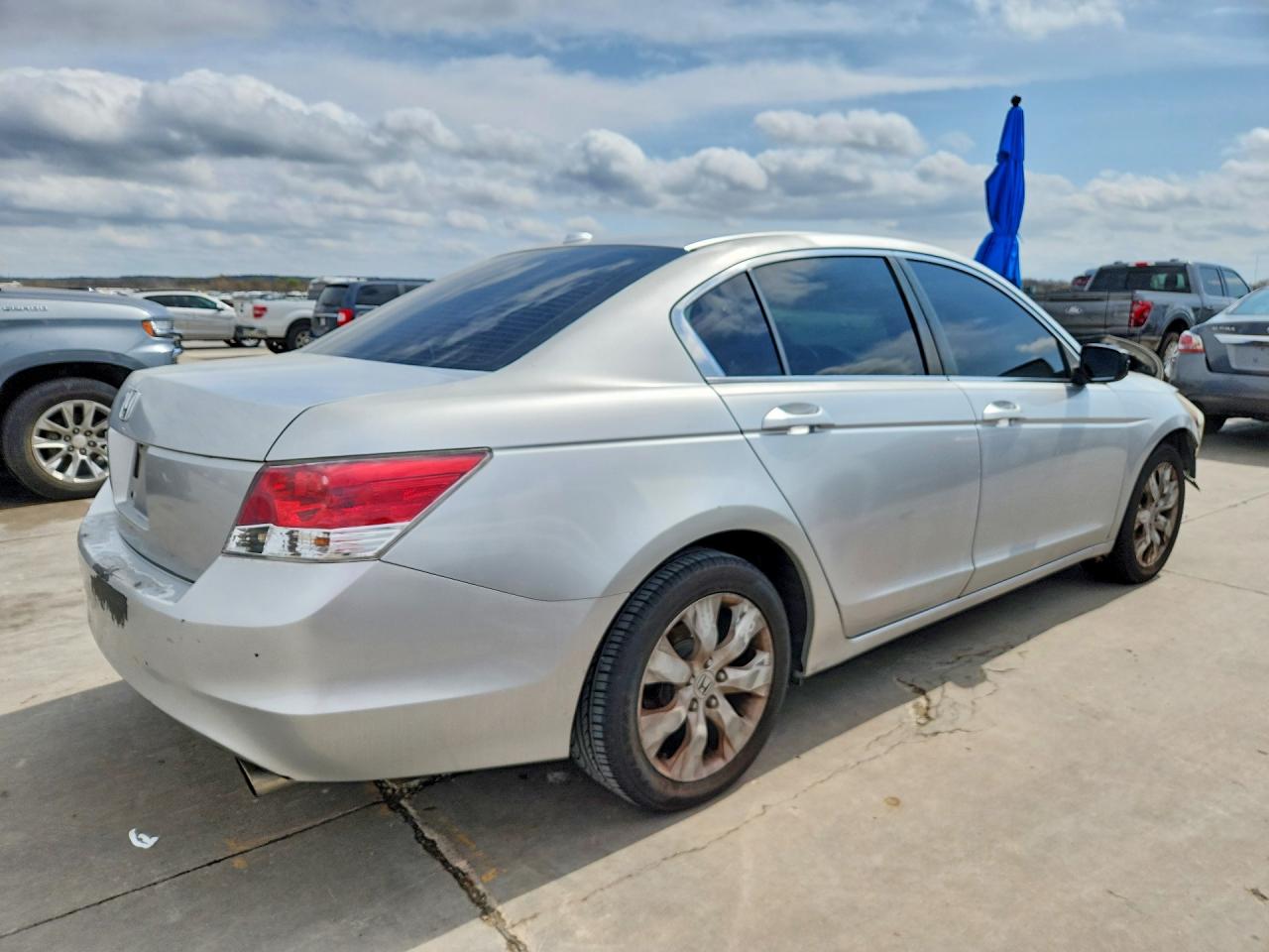 2009 Honda Accord Exl Silver vin: JHMCP26889C017379