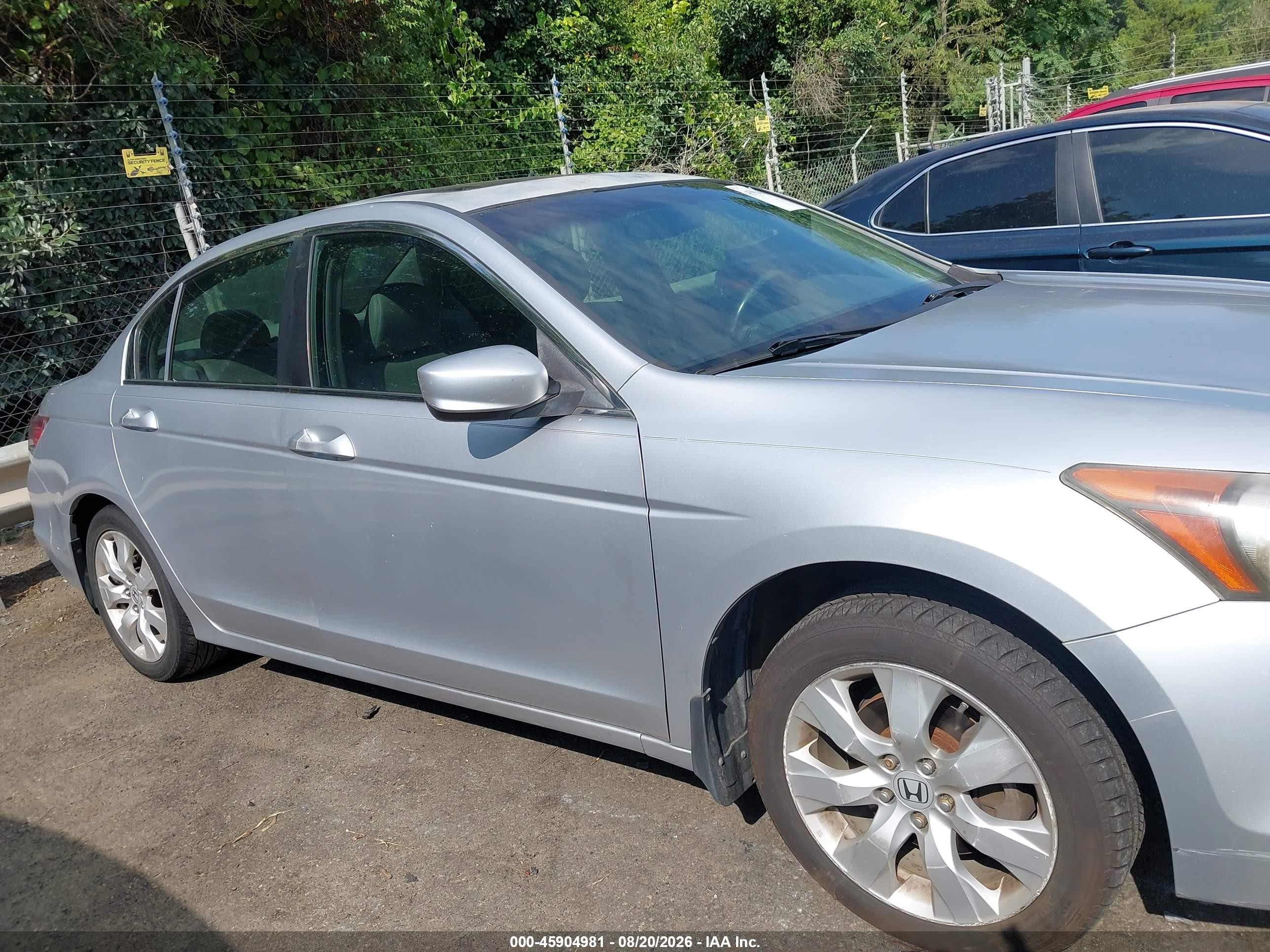 2008 Honda Accord 2.4 Ex-l Silver vin: JHMCP26898C063849