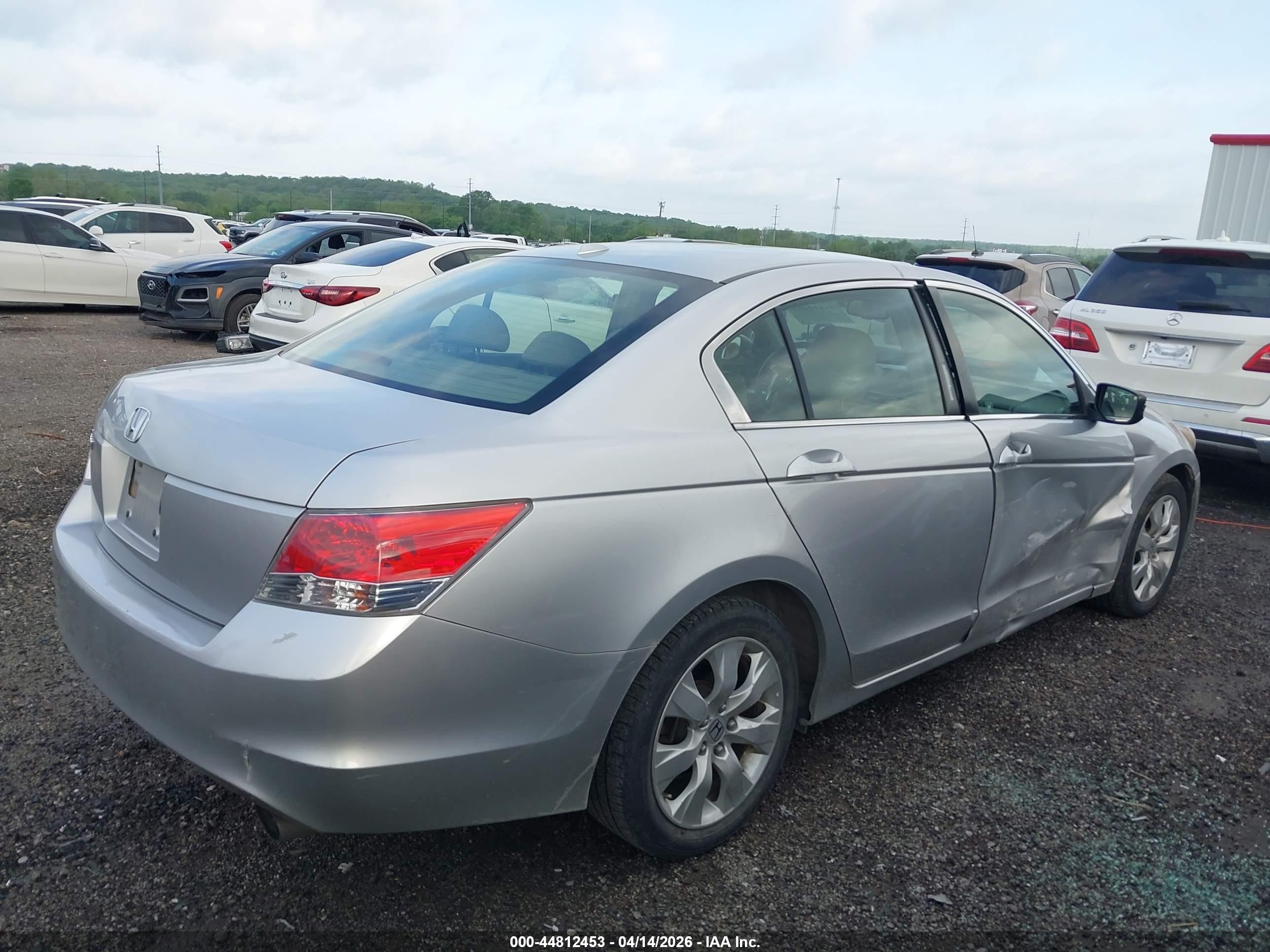 2009 Honda Accord 2.4 Ex-l Silver vin: JHMCP26899C003572