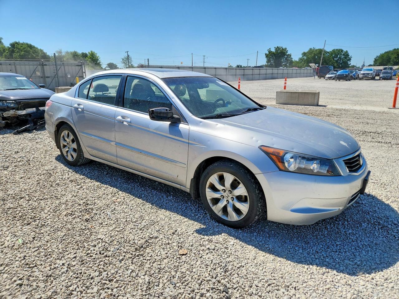 2008 Honda Accord Exl Silver vin: JHMCP268X8C009881