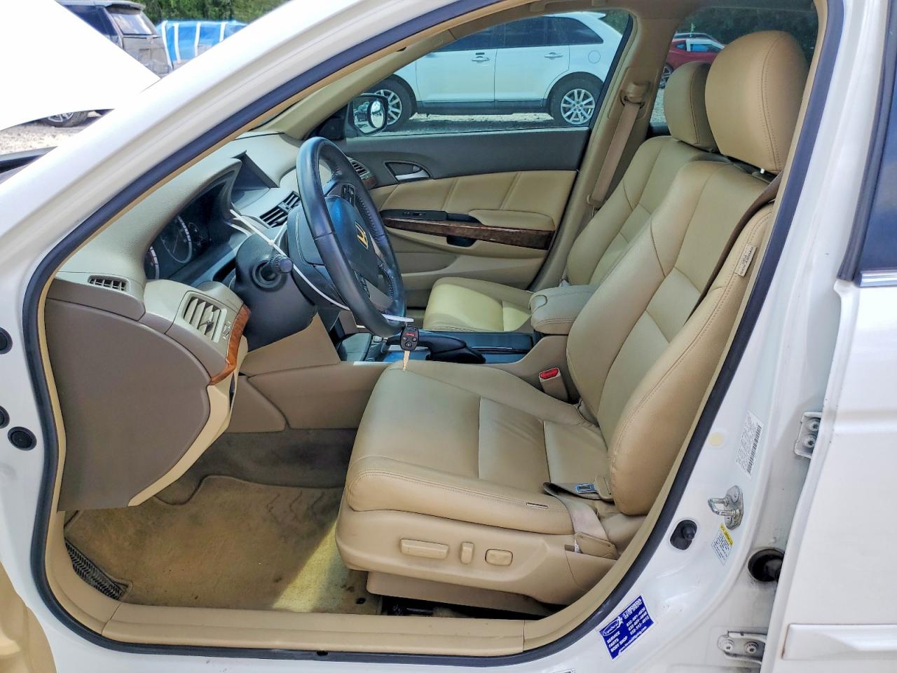 2008 Honda Accord Exl White vin: JHMCP268X8C032285