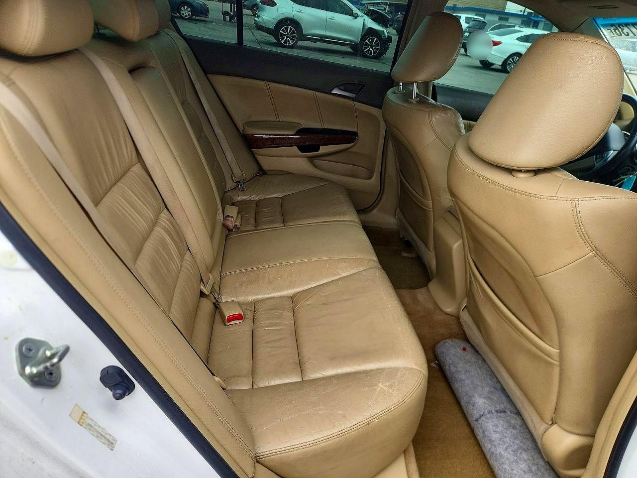 2008 Honda Accord Exl White vin: JHMCP268X8C056618
