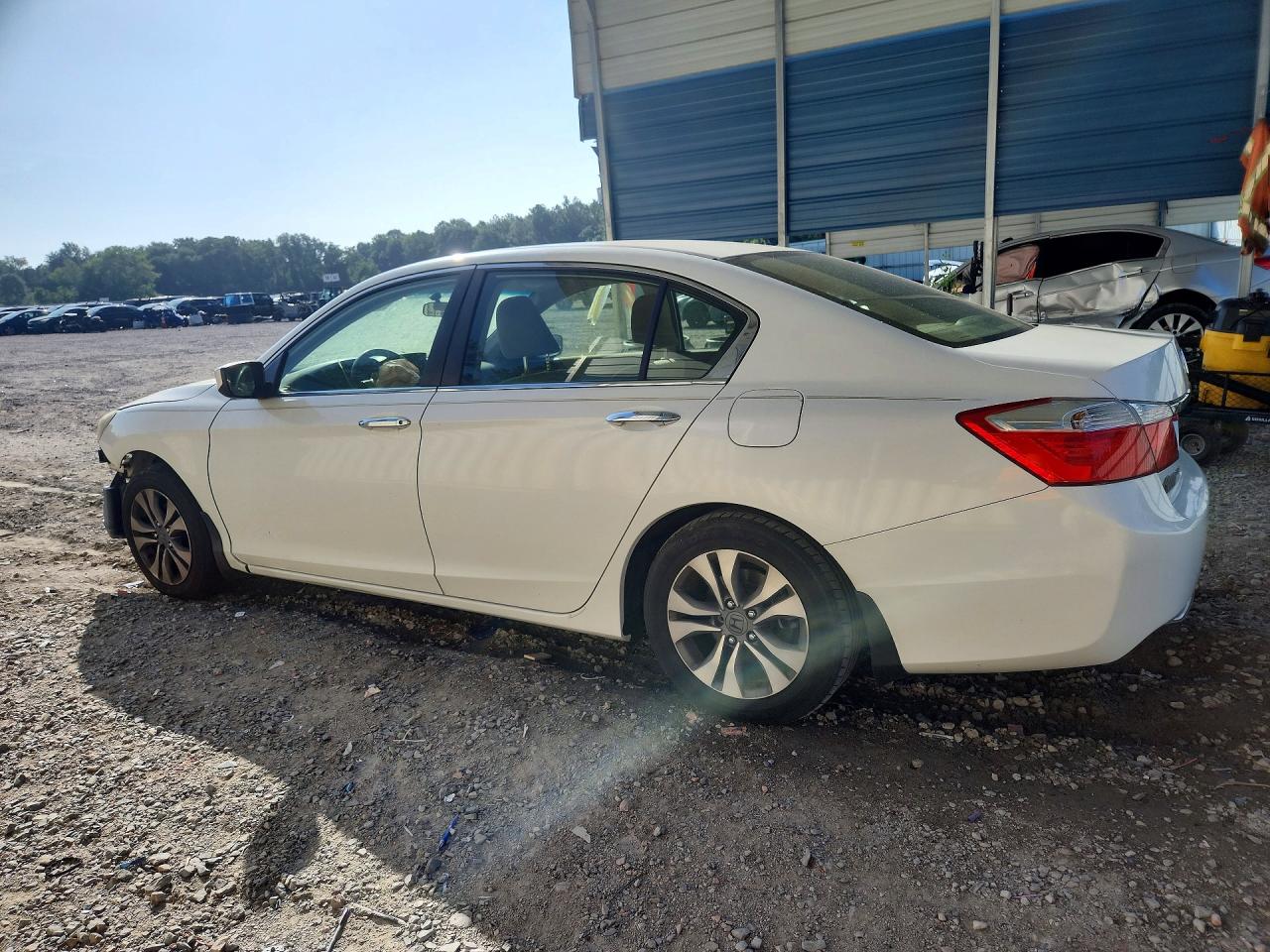 2013 Honda Accord Lx White vin: JHMCR2F31DC000477