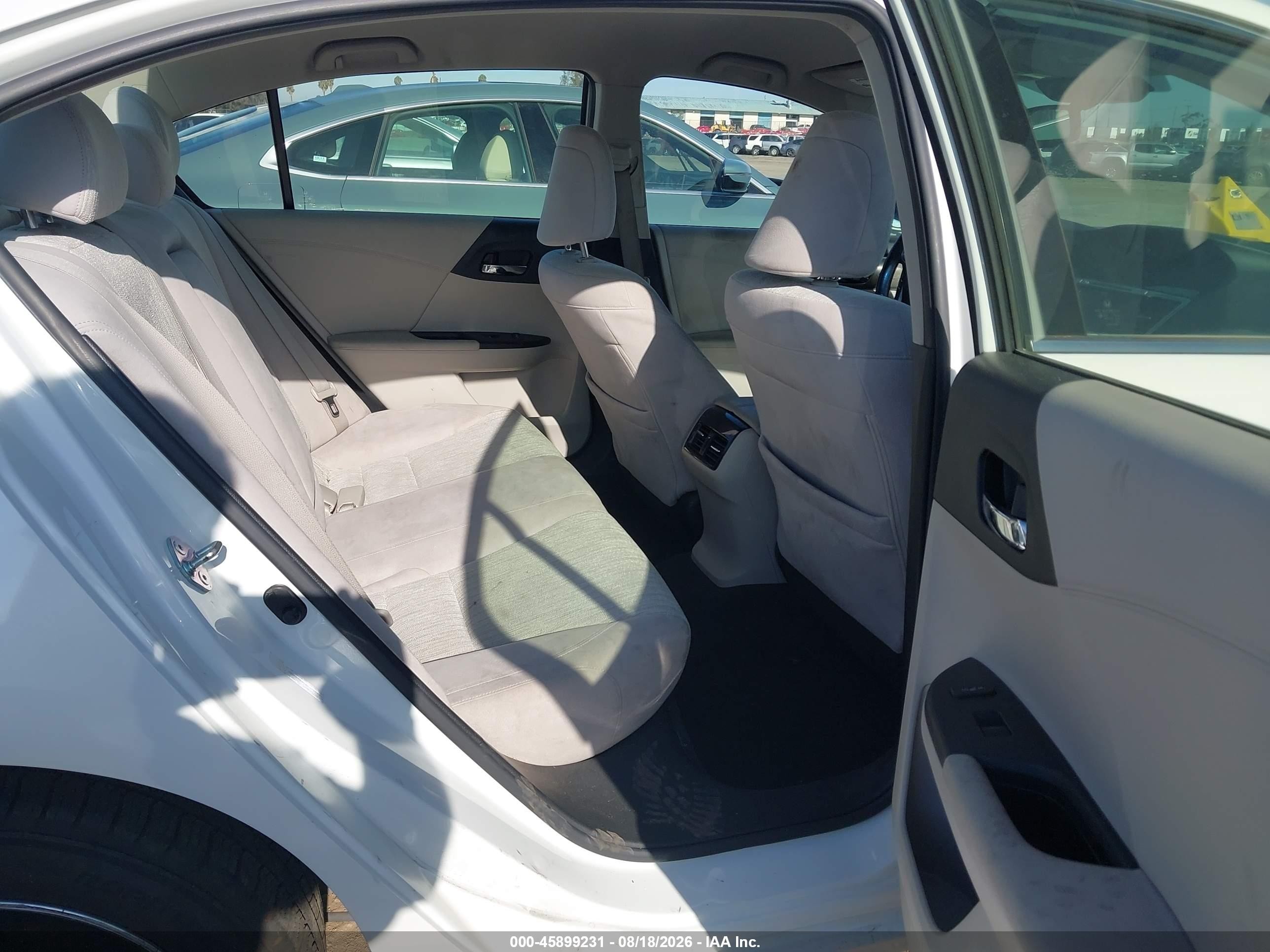 2014 Honda Accord Plug-in Hybrid   White vin: JHMCR5F77EC001087