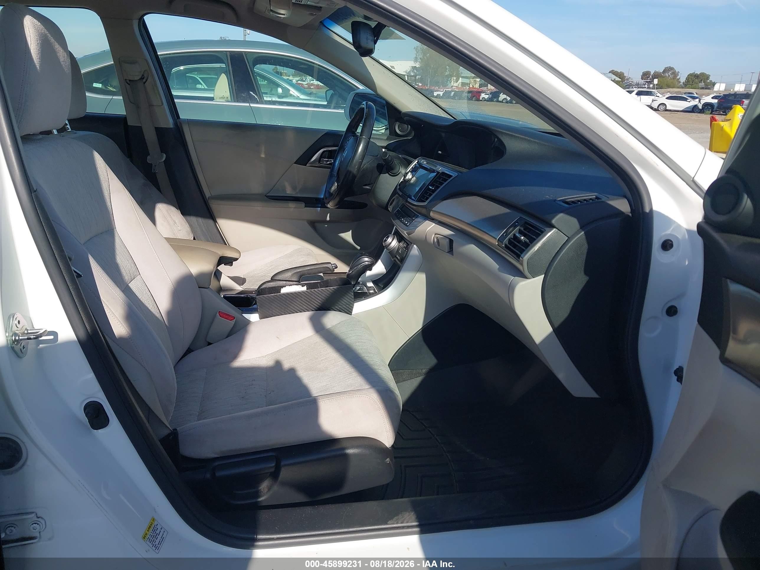 2014 Honda Accord Plug-in Hybrid   White vin: JHMCR5F77EC001087