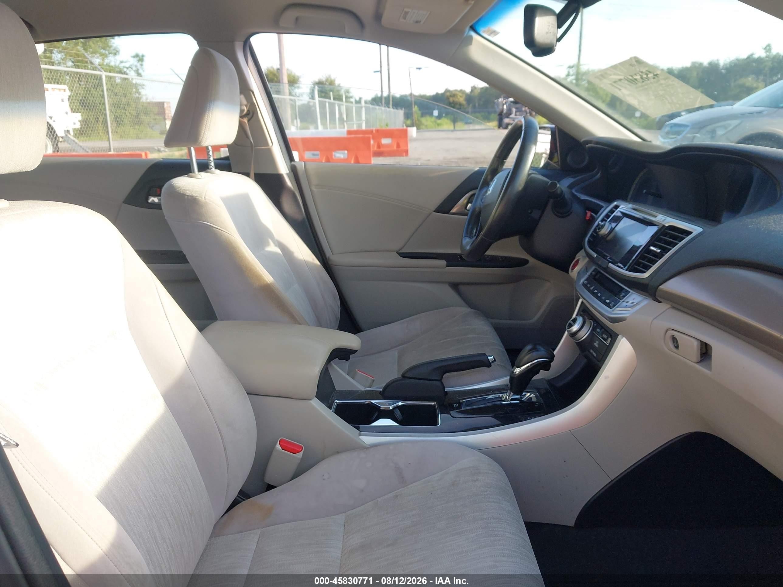 2014 Honda Accord Plug-in Hybrid Черный vin: JHMCR5F7XEC000127