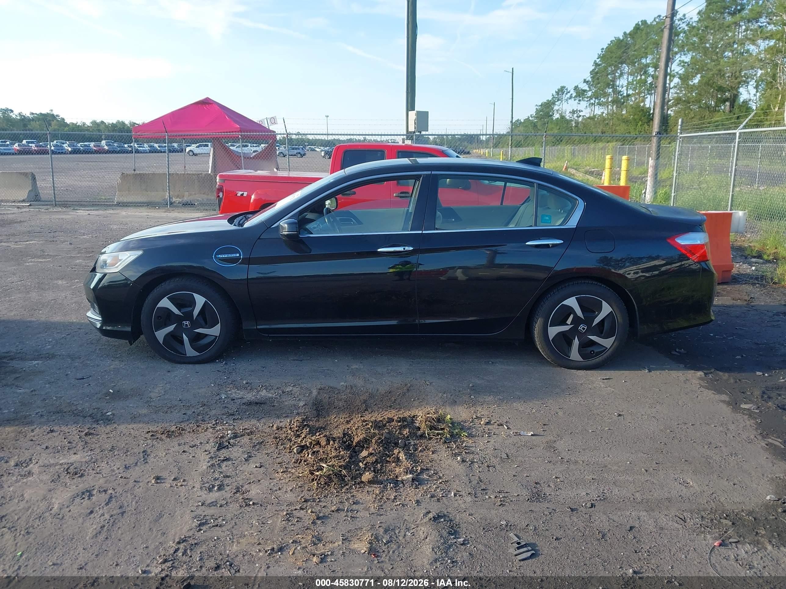 2014 Honda Accord Plug-in Hybrid Черный vin: JHMCR5F7XEC000127
