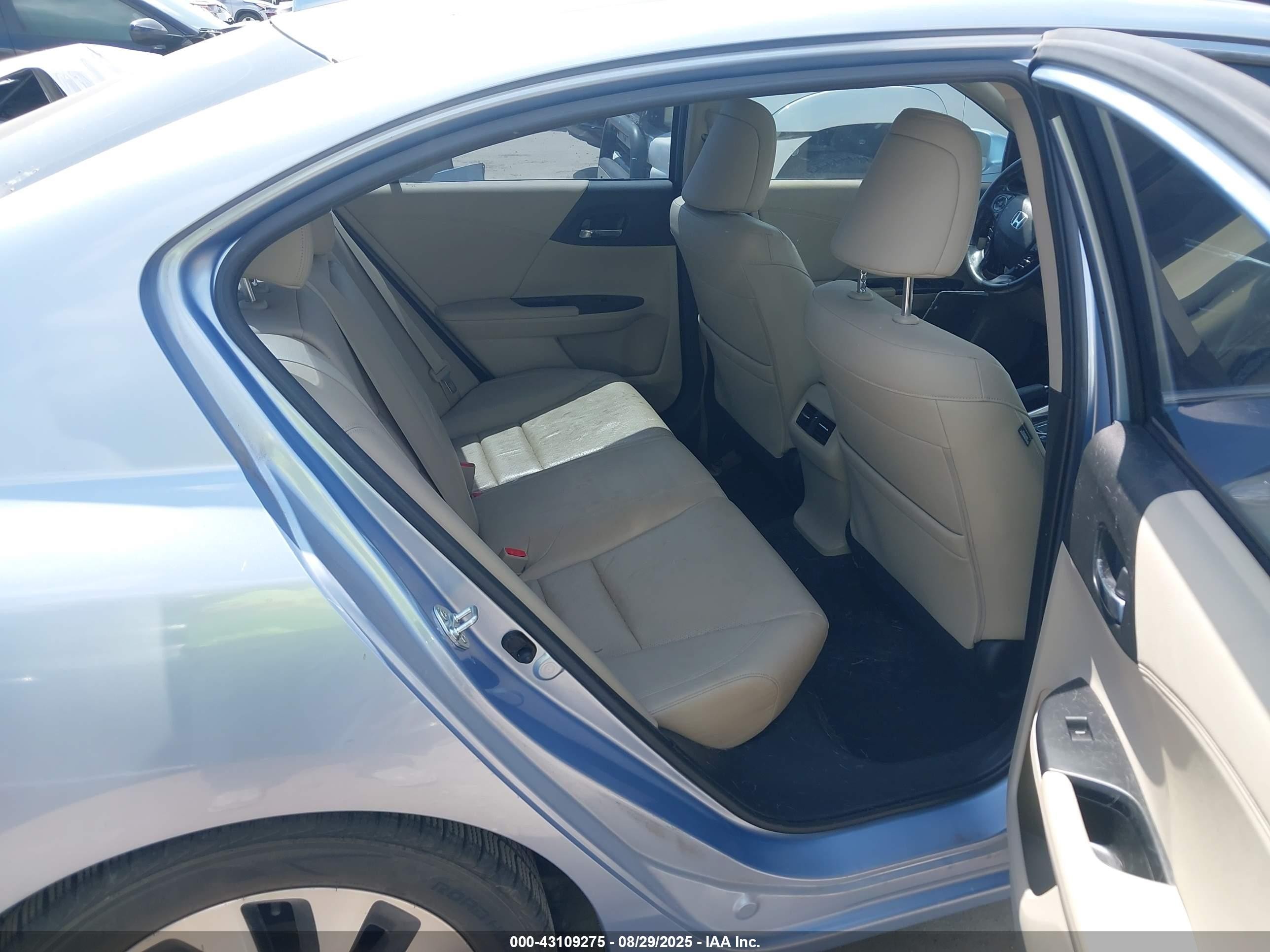 2017 Honda Accord Hybrid Ex-l Light Blue vin: JHMCR6F52HC012118