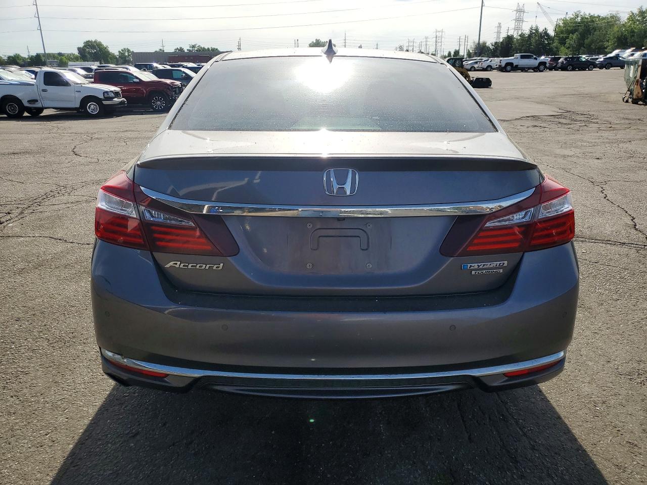 2017 Honda Accord Touring Hybrid Gray vin: JHMCR6F78HC027739