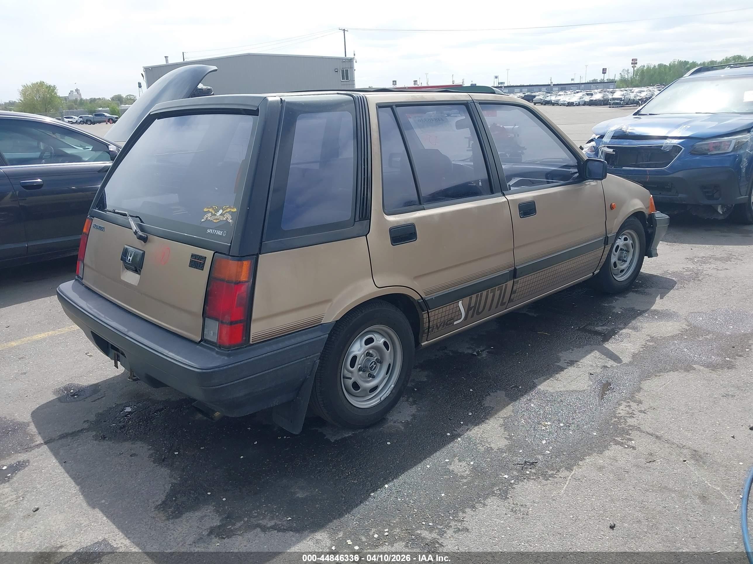 1987 Honda Civic 1.5 Champagne vin: JHMEC5724HS010241