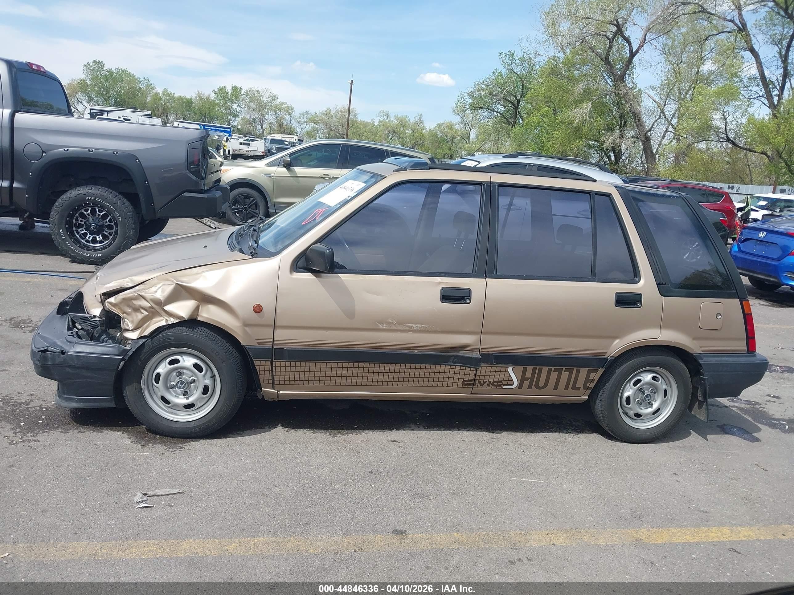 1987 Honda Civic 1.5 Champagne vin: JHMEC5724HS010241