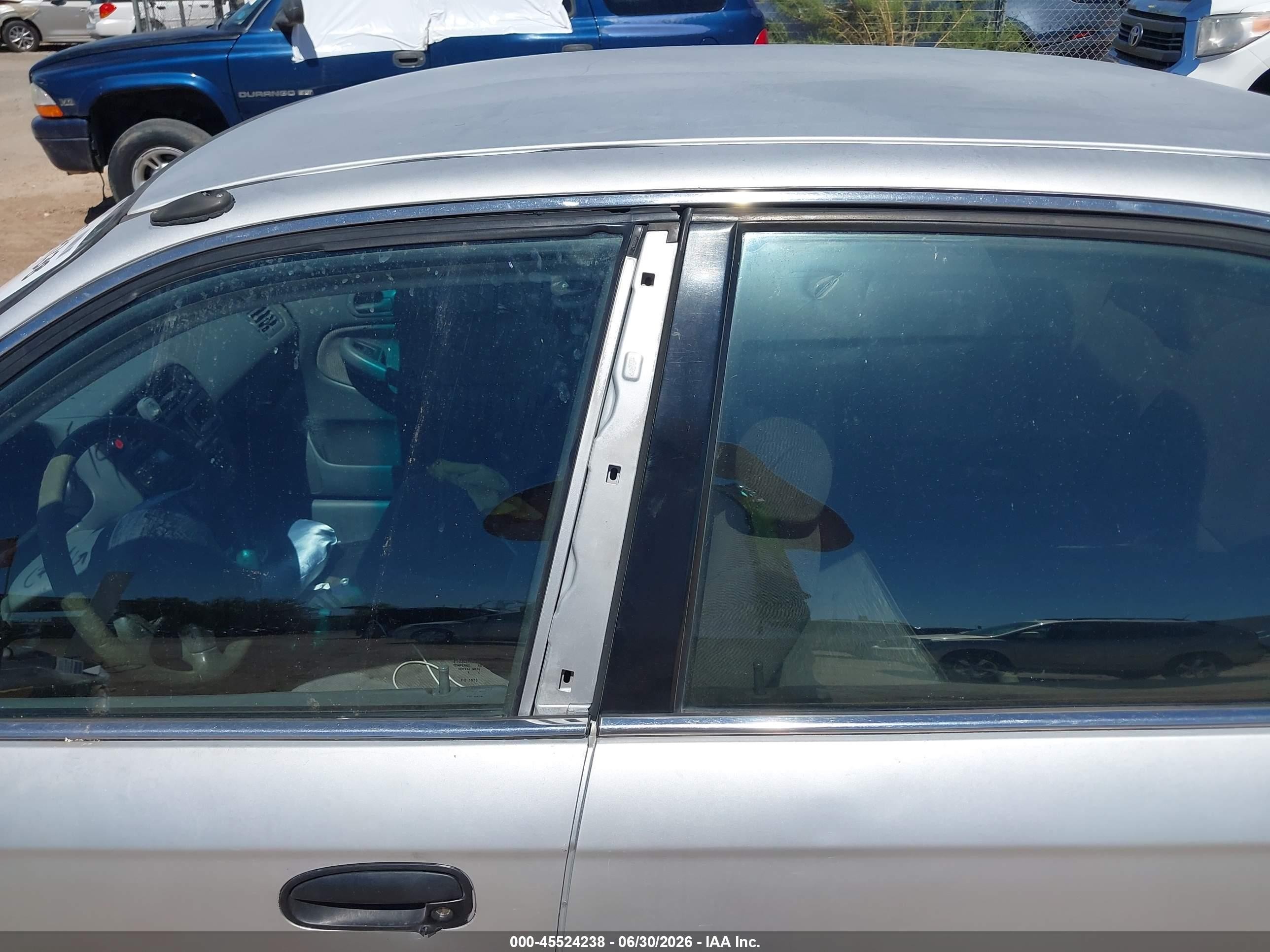 1997 Honda Civic Lx Silver vin: JHMEJ6671VS028779