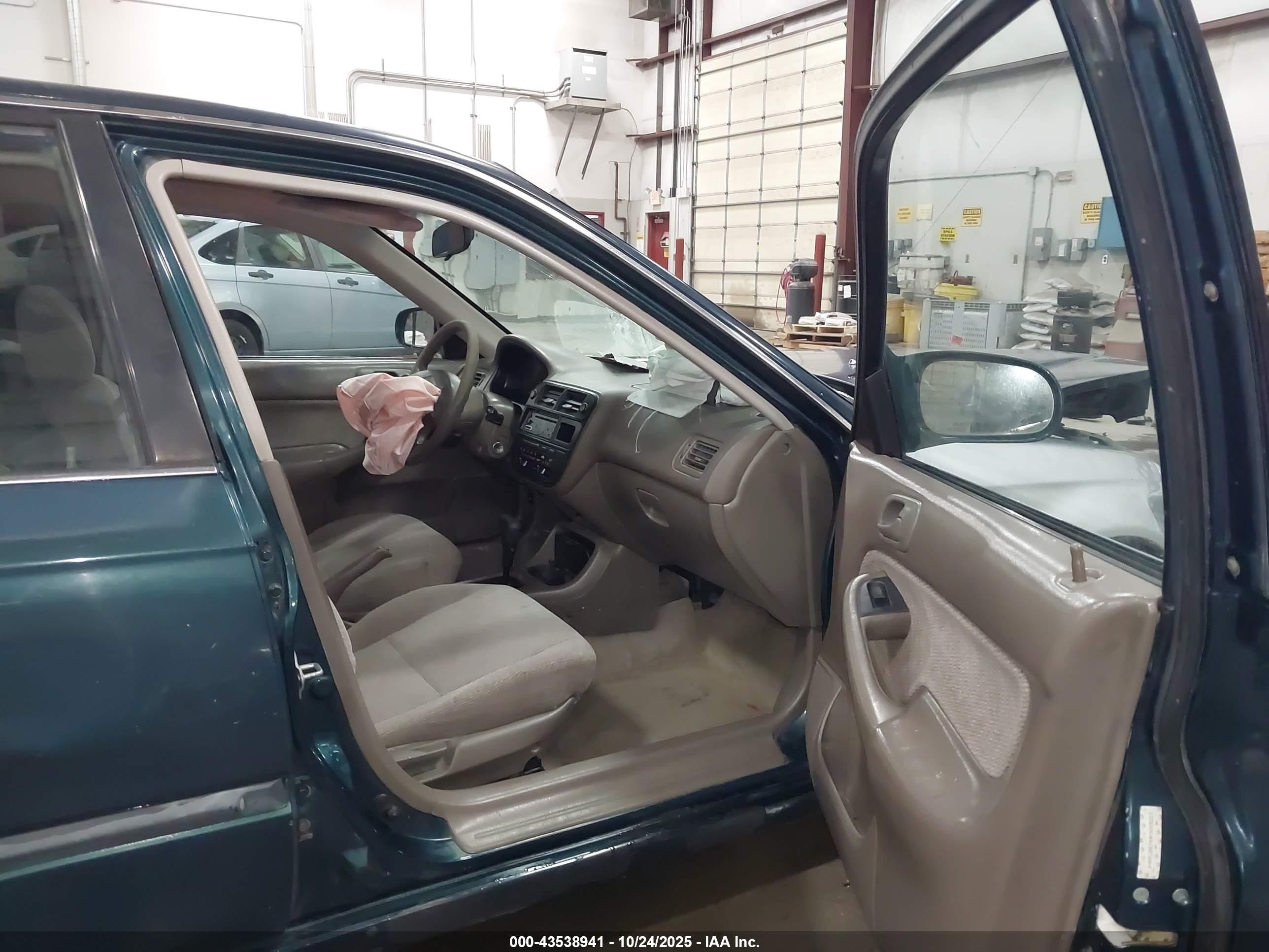 1998 Honda Civic Lx Зеленый vin: JHMEJ6674WS006227