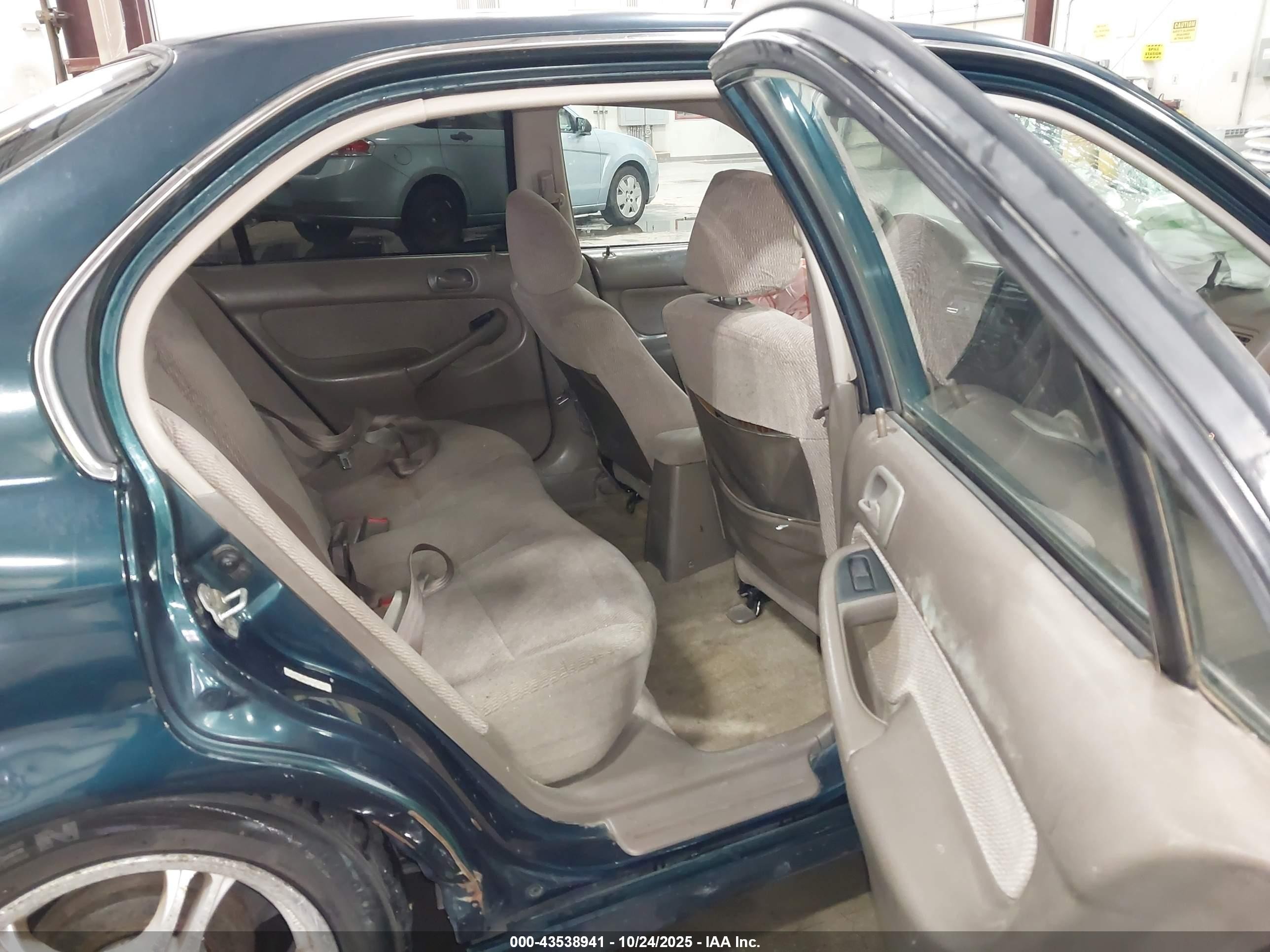 1998 Honda Civic Lx Зеленый vin: JHMEJ6674WS006227