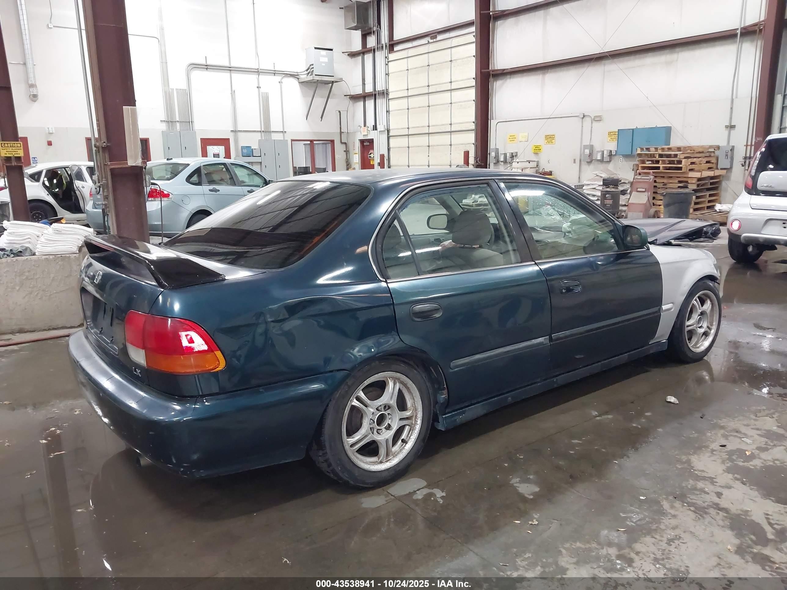 1998 Honda Civic Lx Зеленый vin: JHMEJ6674WS006227