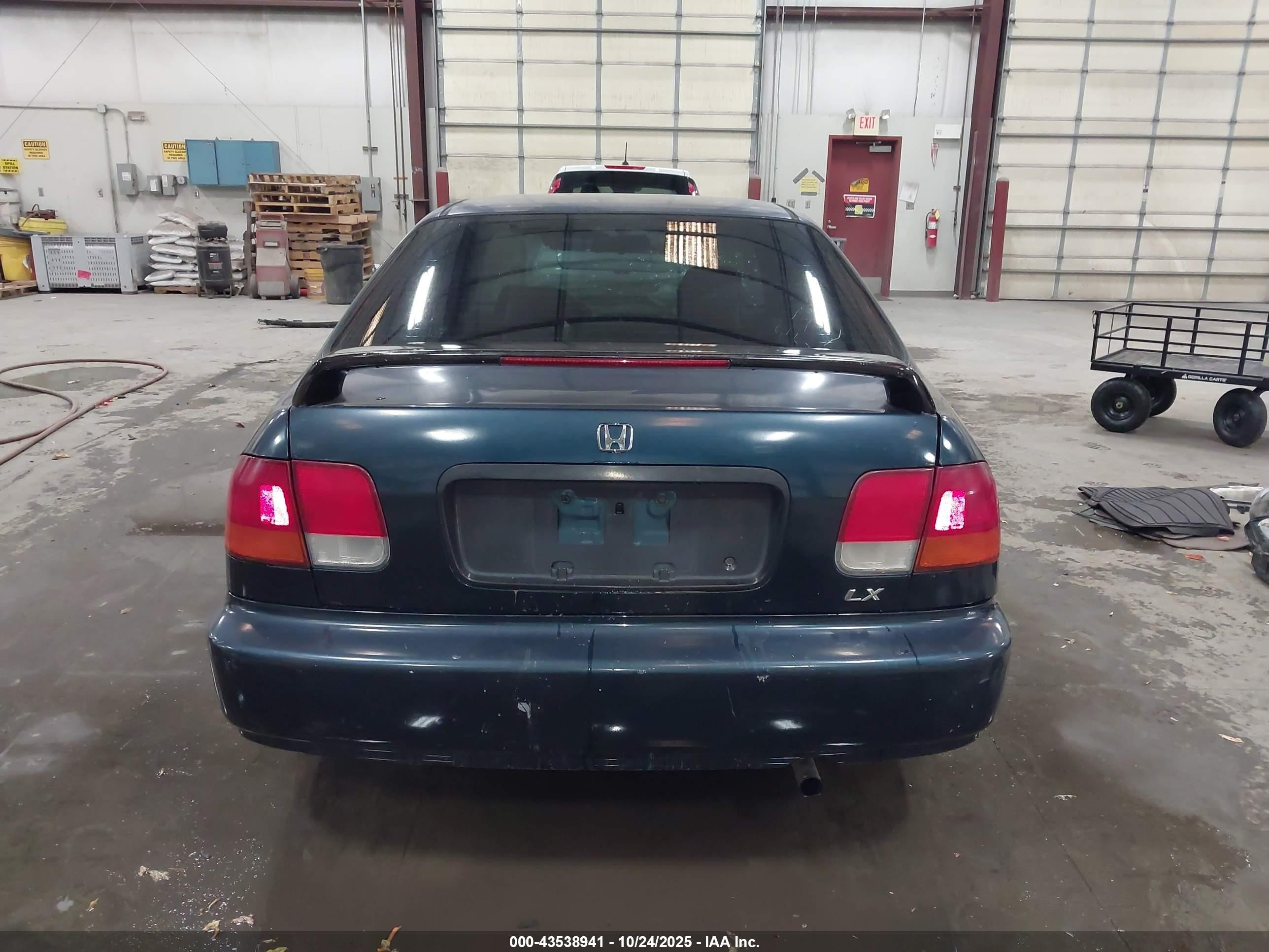 1998 Honda Civic Lx Зеленый vin: JHMEJ6674WS006227