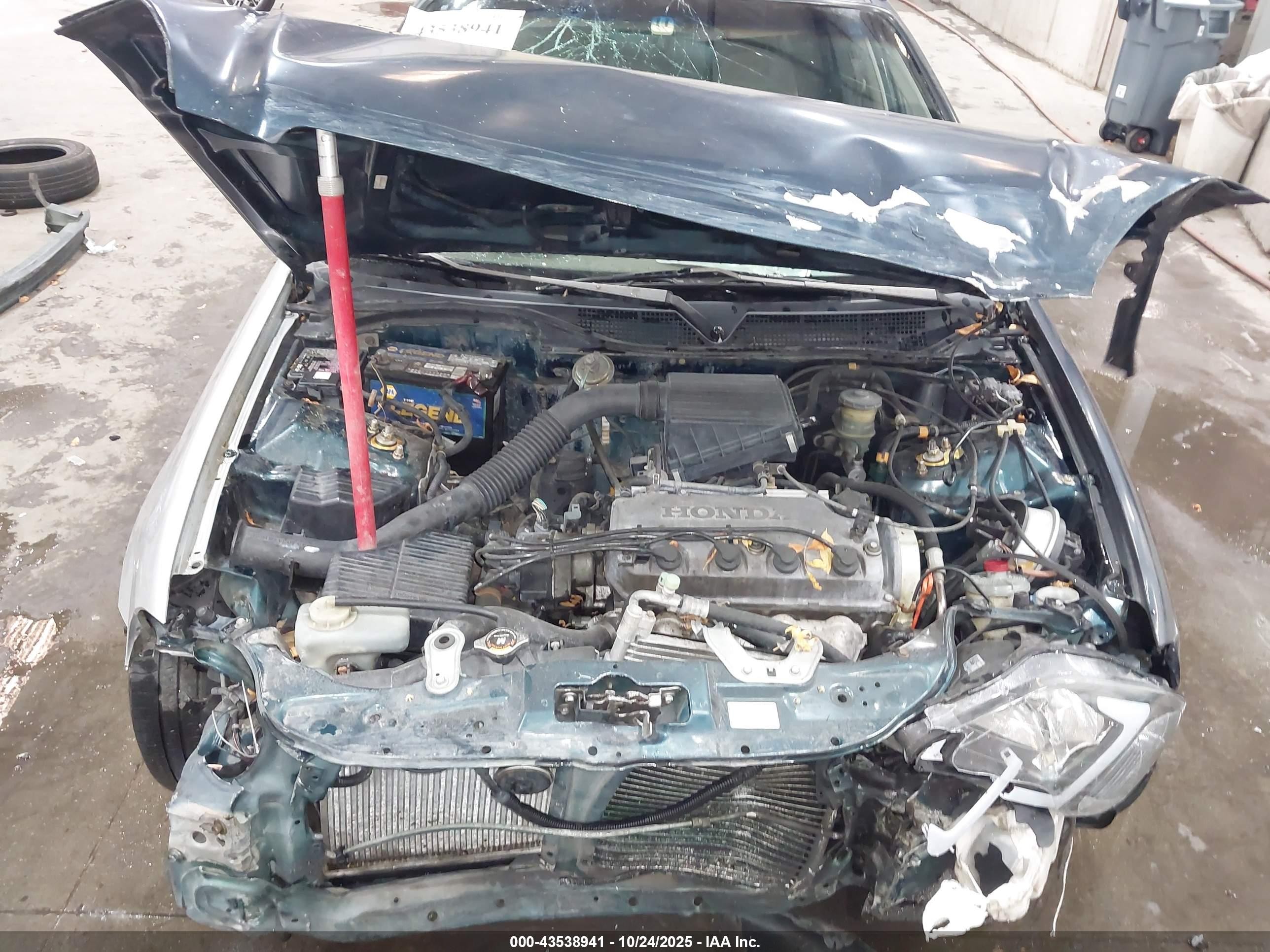 1998 Honda Civic Lx Зеленый vin: JHMEJ6674WS006227