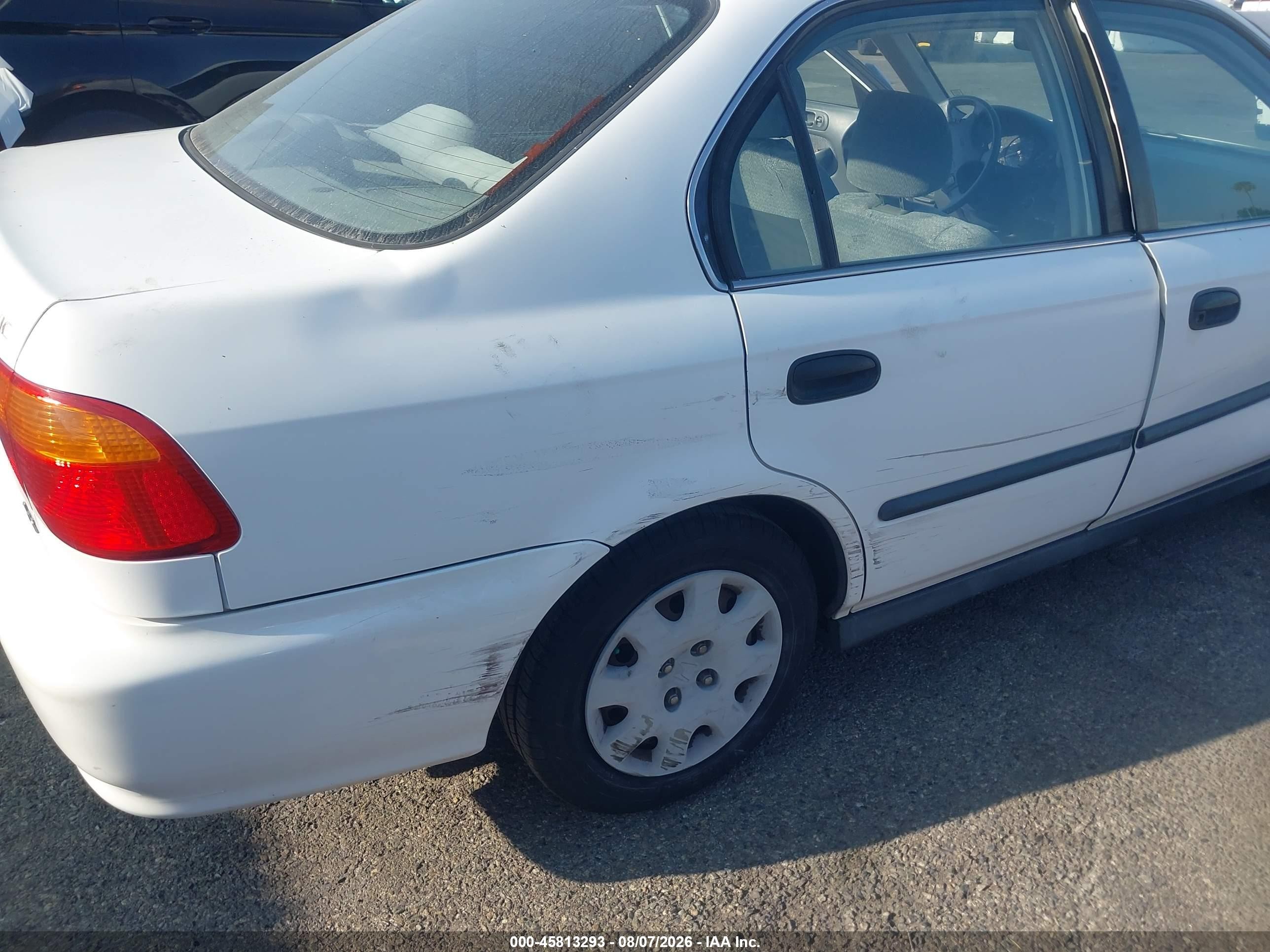 1999 Honda Civic Lx White vin: JHMEJ6679XS003177