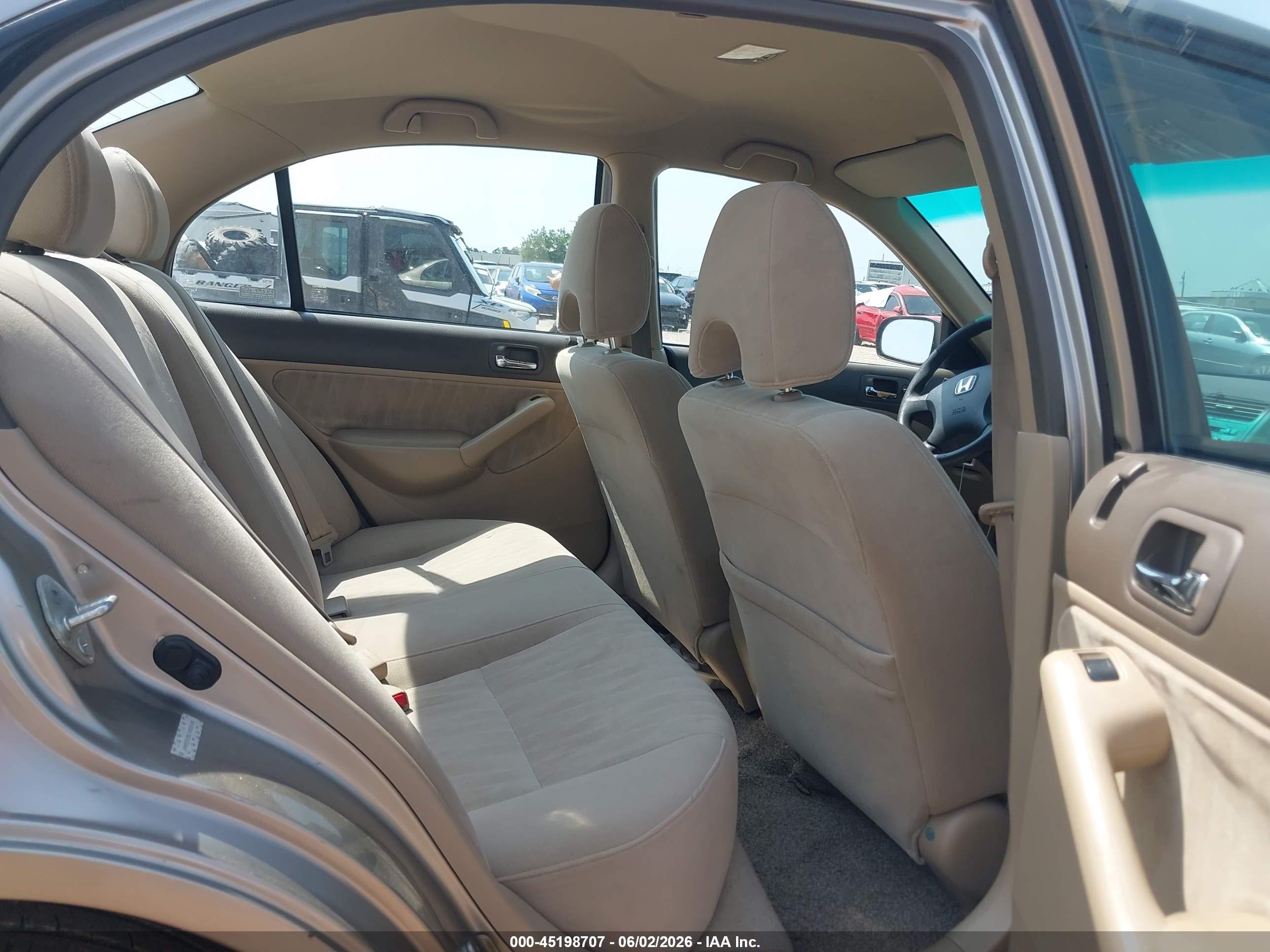 2004 Honda Civic Lx Silver vin: JHMES16504S000436