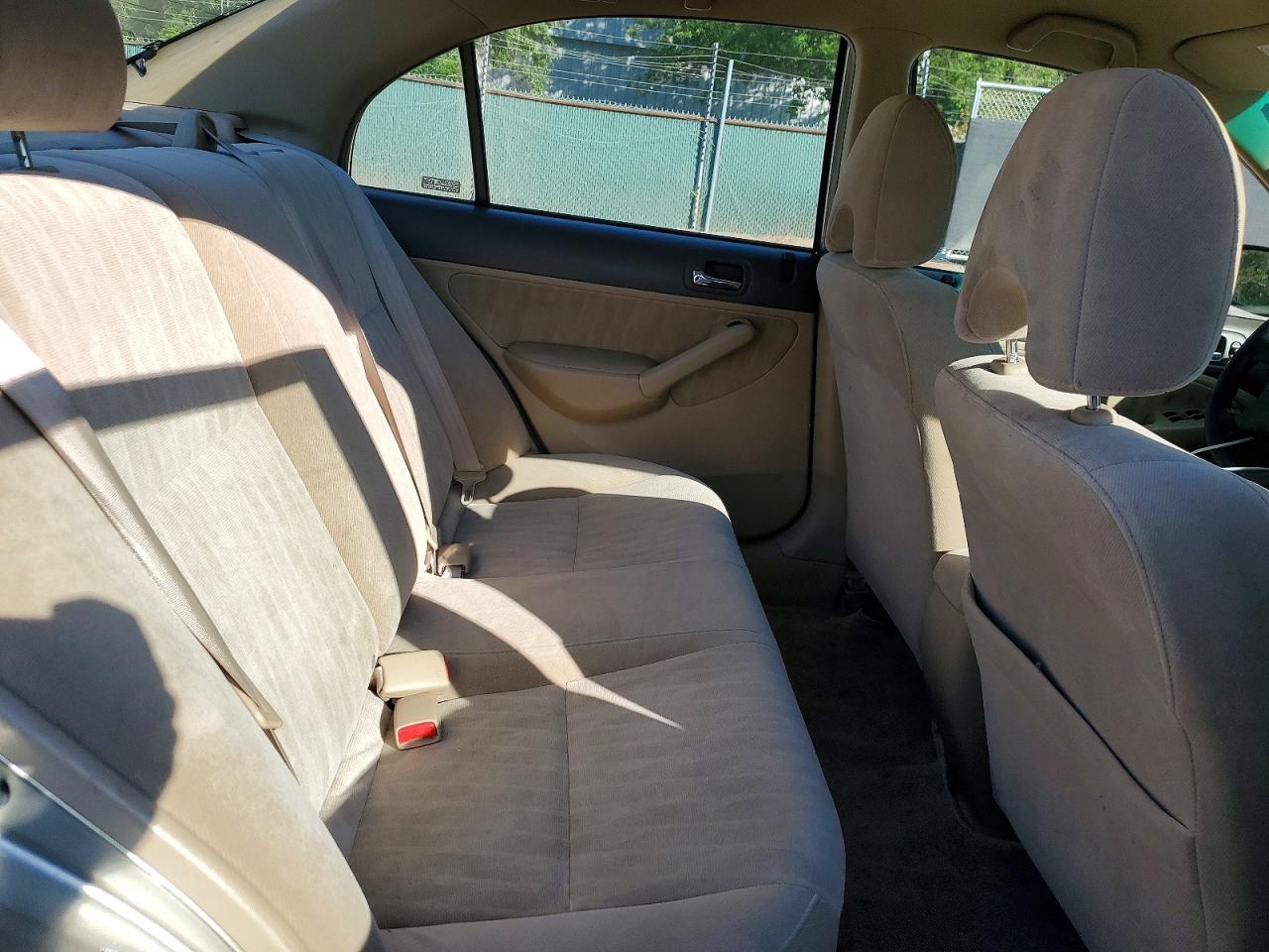 2004 Honda Civic Lx Gold vin: JHMES16504S002395