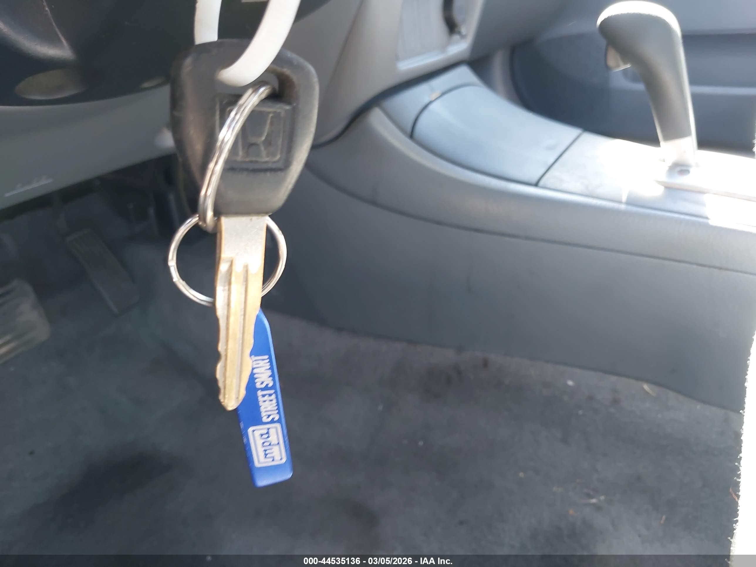 2002 Honda Civic Lx Серебряный vin: JHMES16522S001570