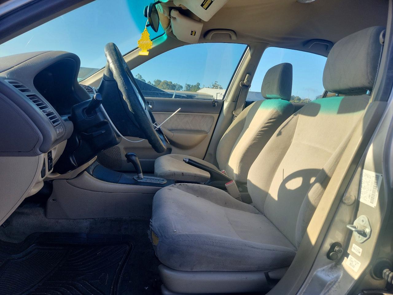 2002 Honda Civic Gold vin: JHMES16572S003119