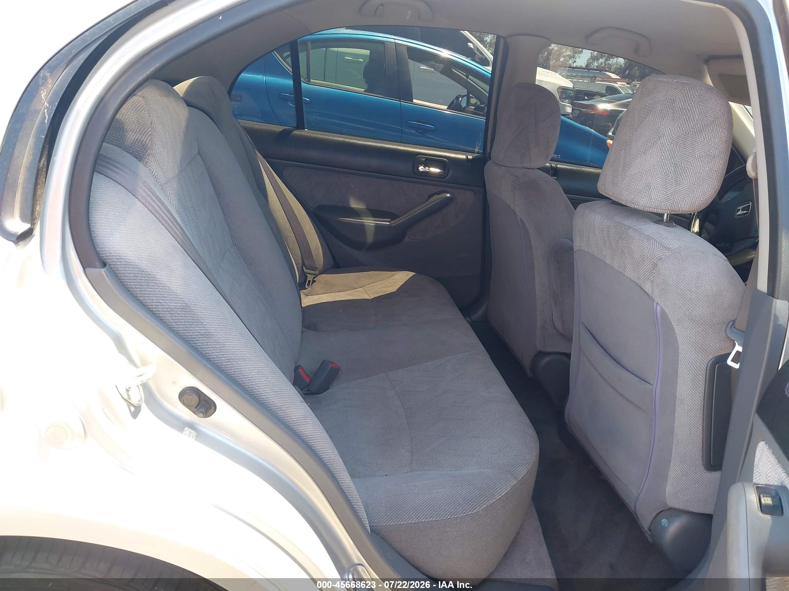 2002 Honda Civic Lx Silver vin: JHMES16682S002456
