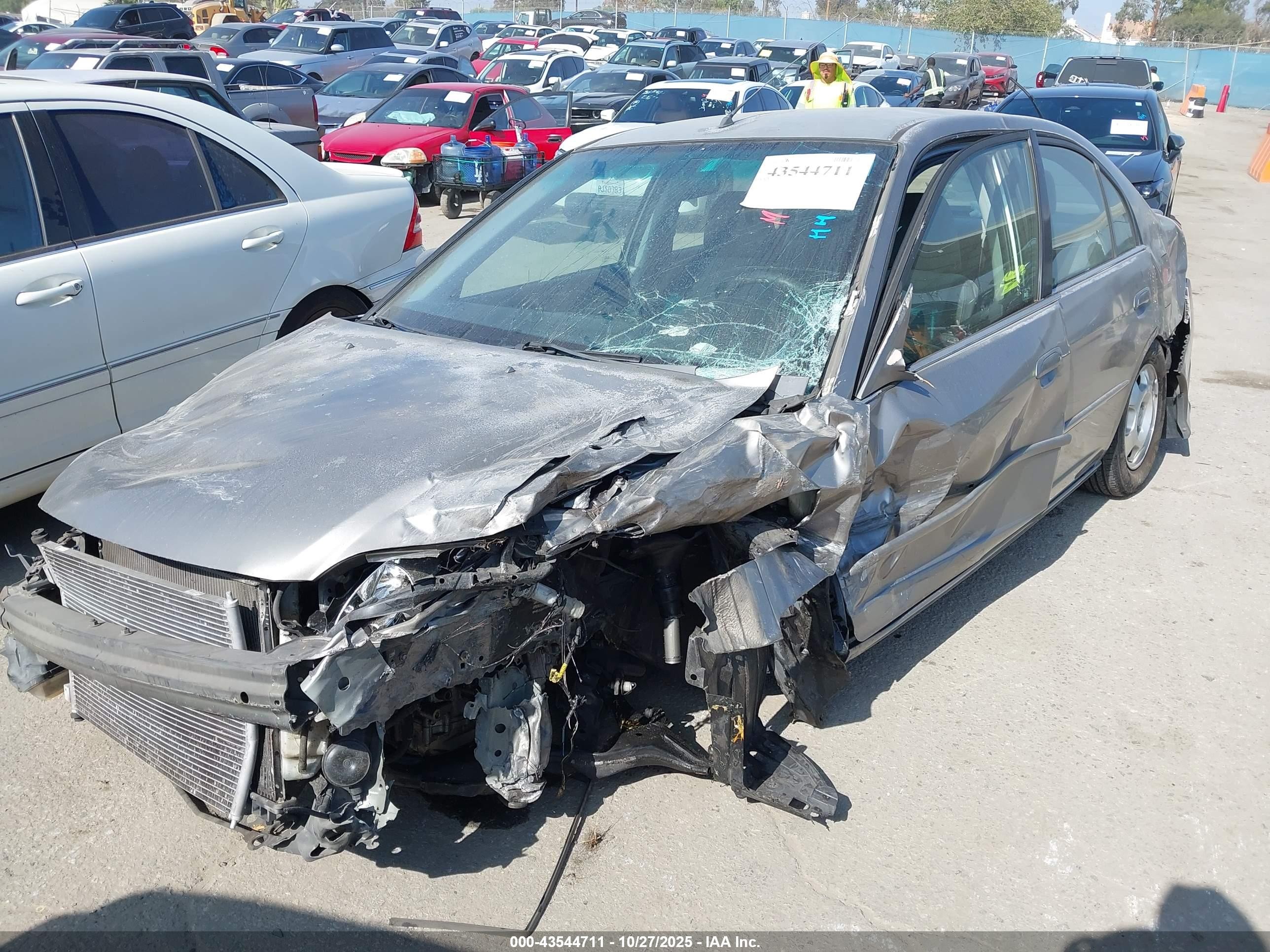 2004 Honda Civic Hybrid Серебряный vin: JHMES96604S022802