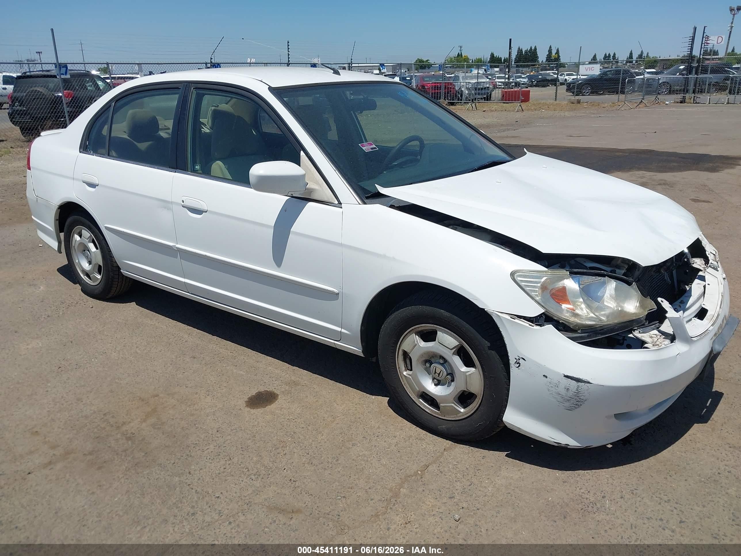 2005 Honda Civic Hybrid   White vin: JHMES96615S012264