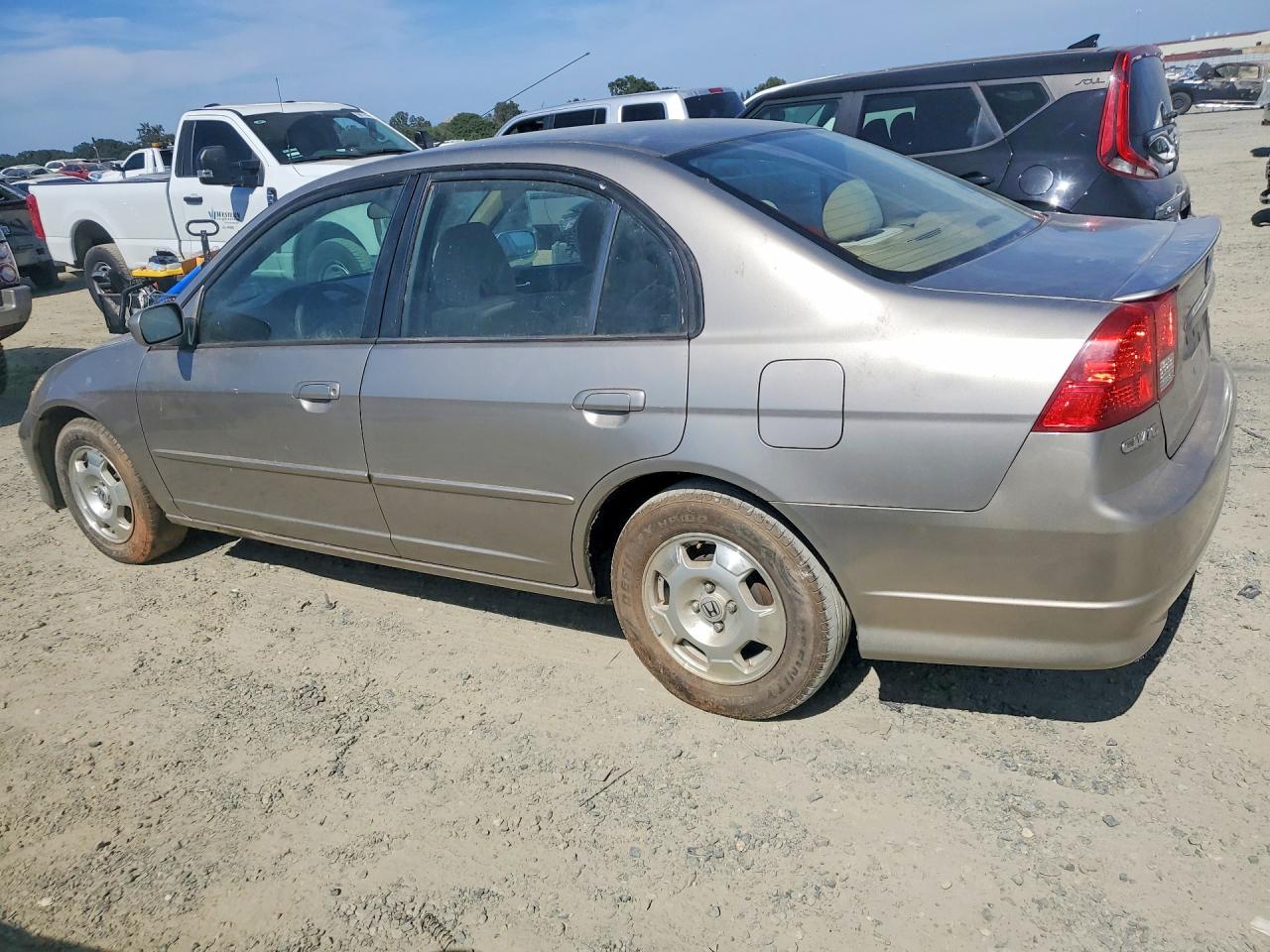 2005 Honda Civic Hybrid Gold vin: JHMES96615S021840
