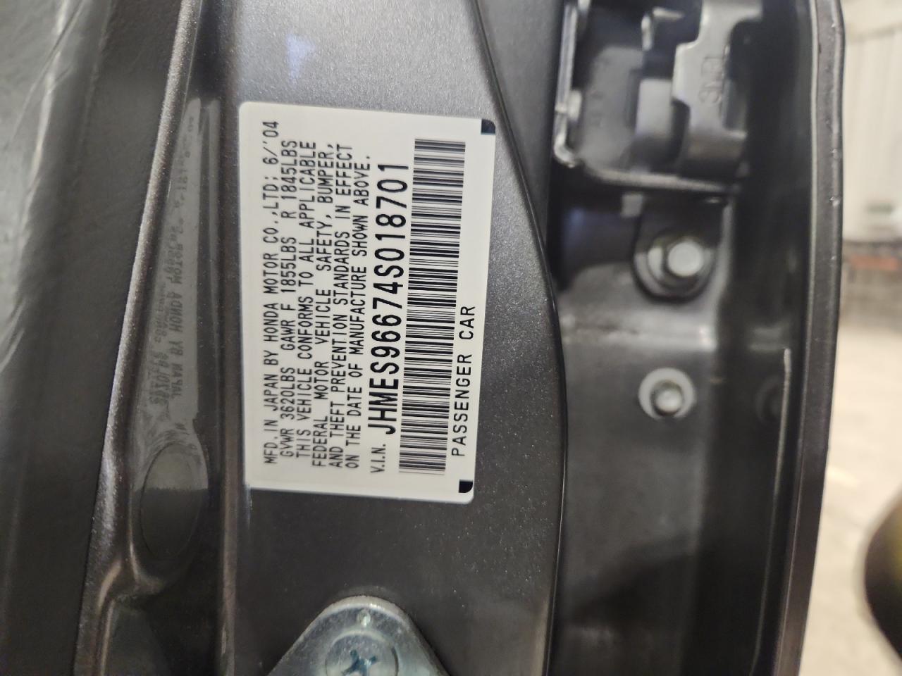 2004 Honda Civic Gray vin: JHMES96674S018701