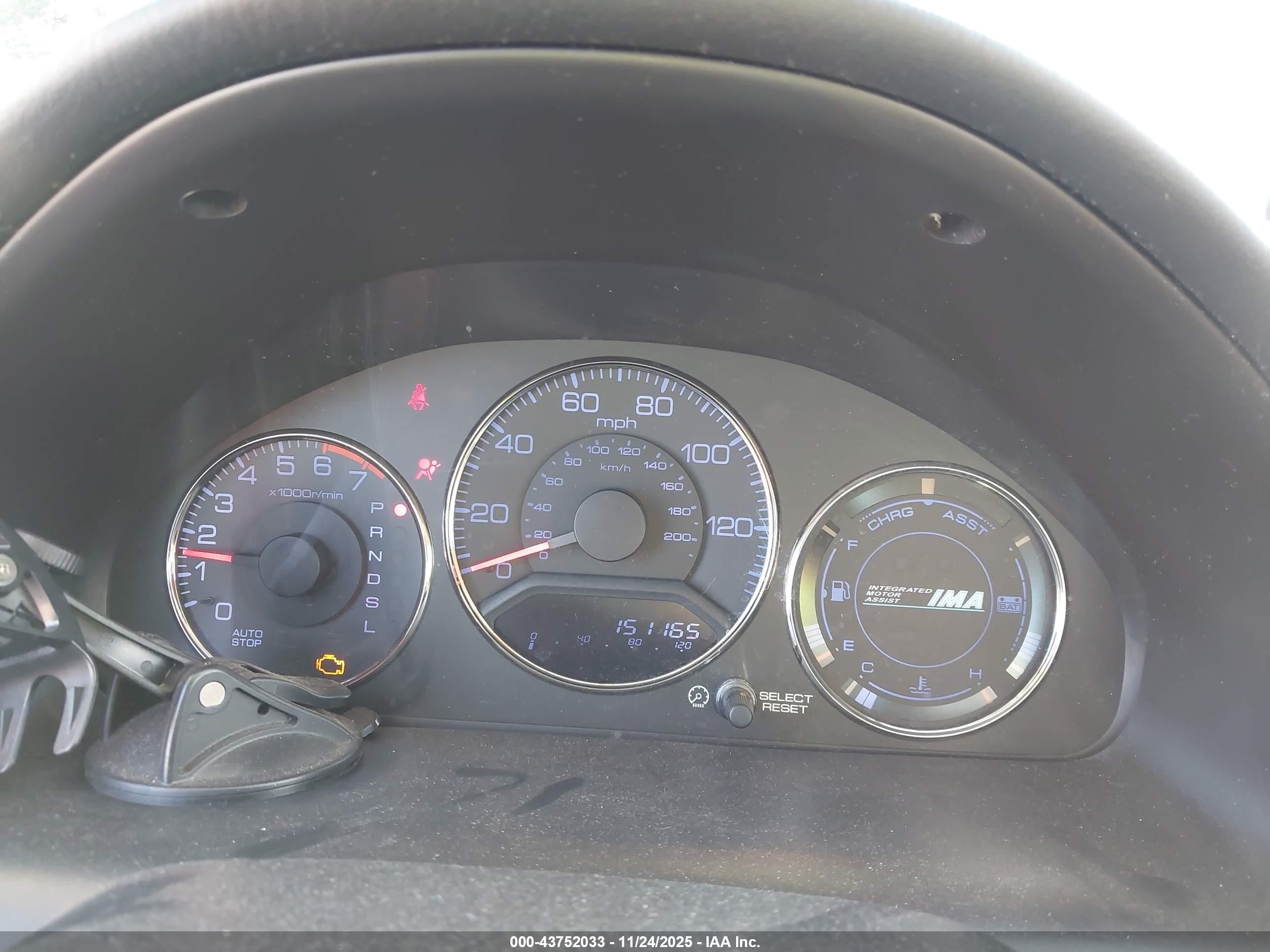 2005 Honda Civic Hybrid   Silver vin: JHMES96685S023973