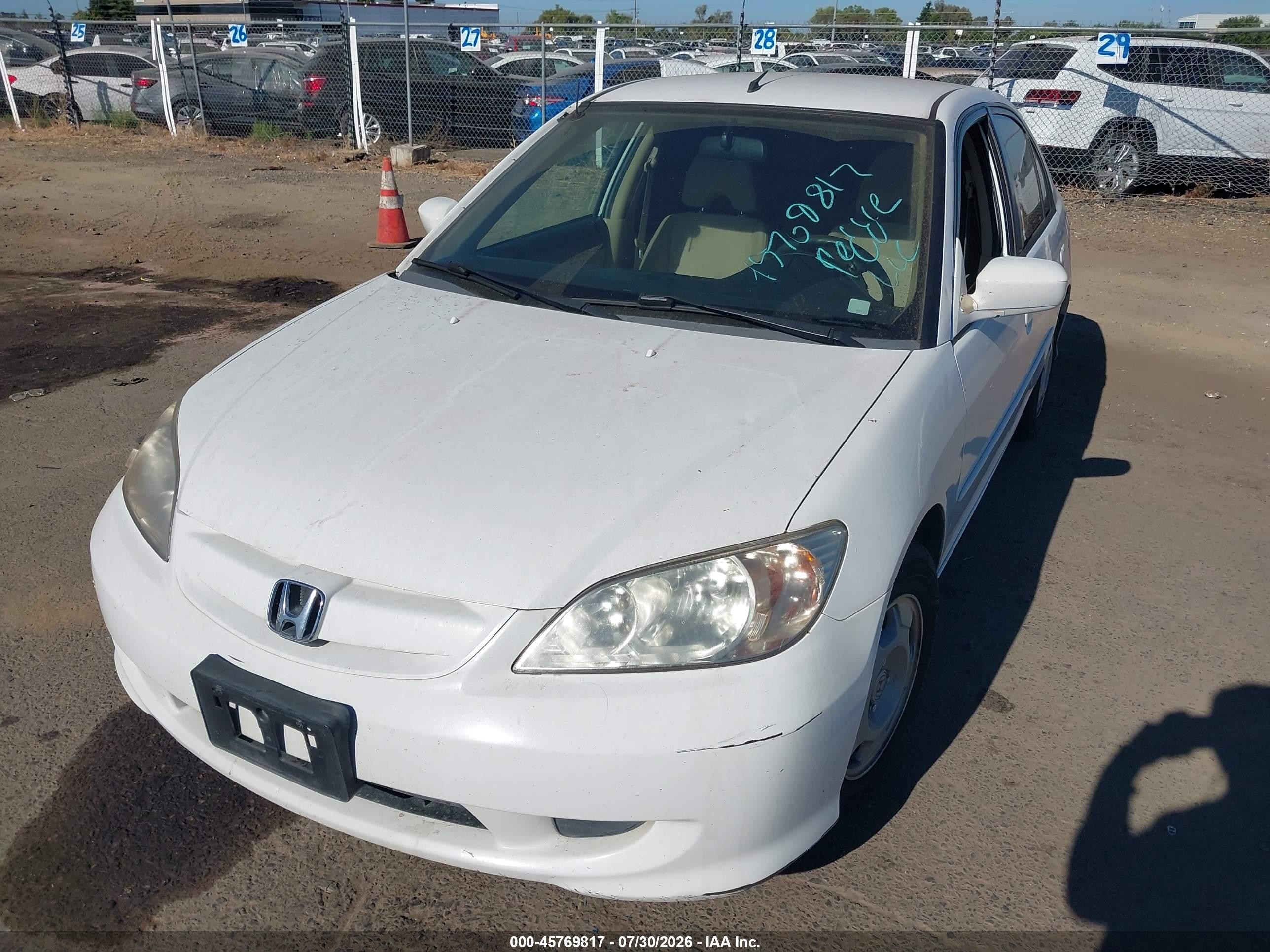 2005 Honda Civic Hybrid   White vin: JHMES966X5S009251