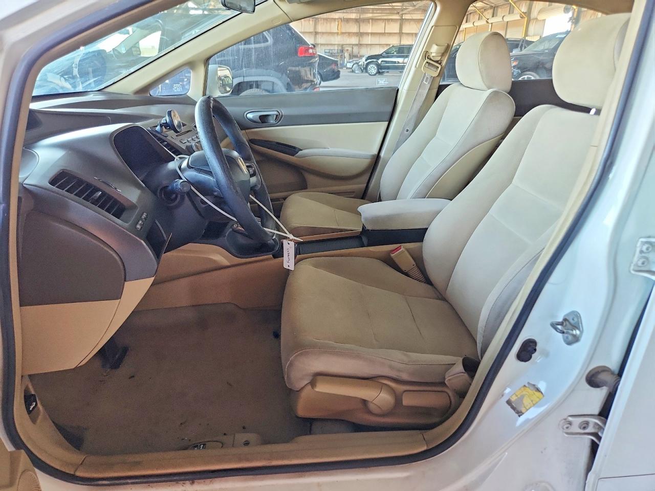 2008 Honda Civic Lx White vin: JHMFA16538S001156