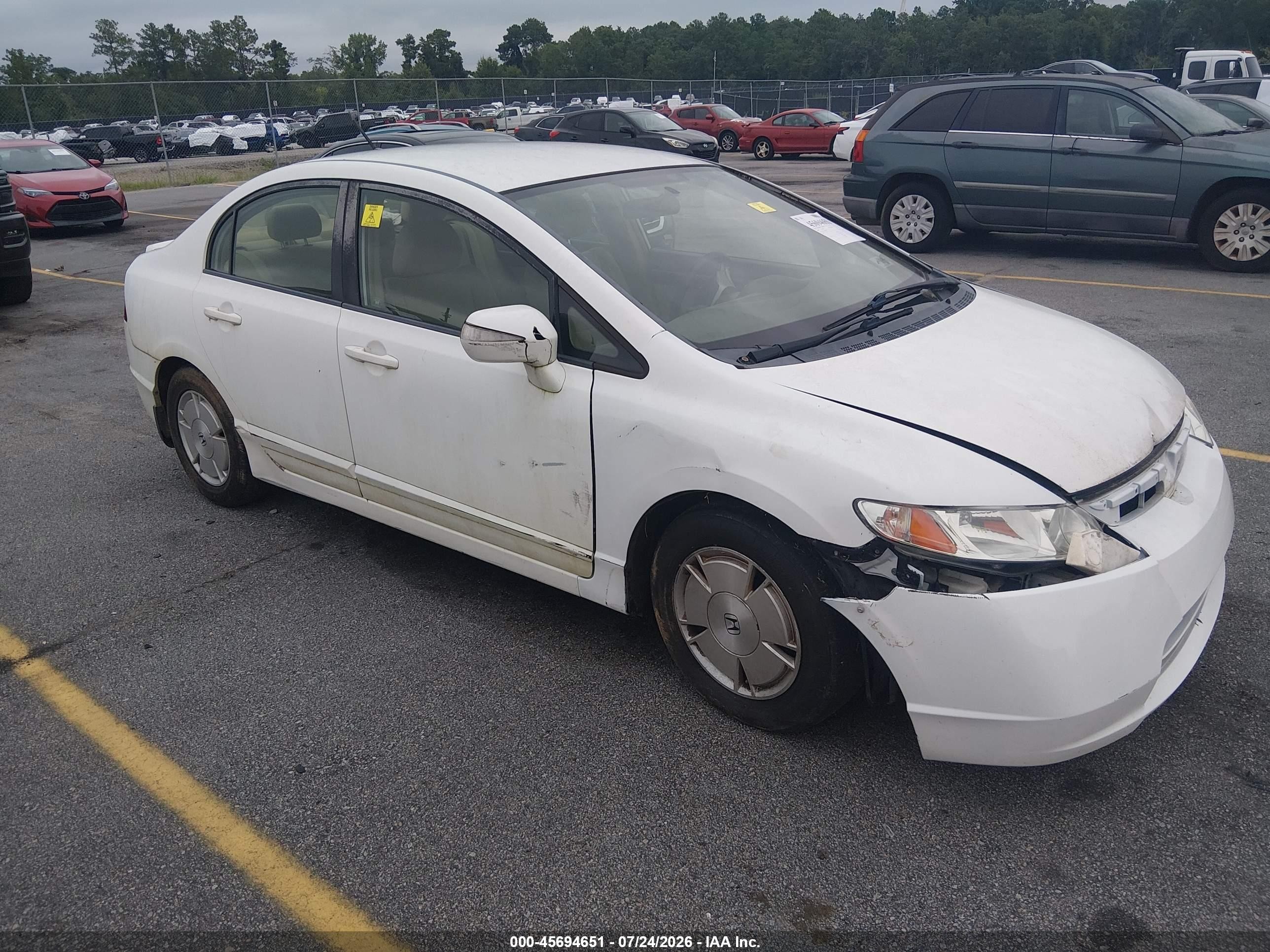 2008 Honda Civic Hybrid   White vin: JHMFA36208S028705