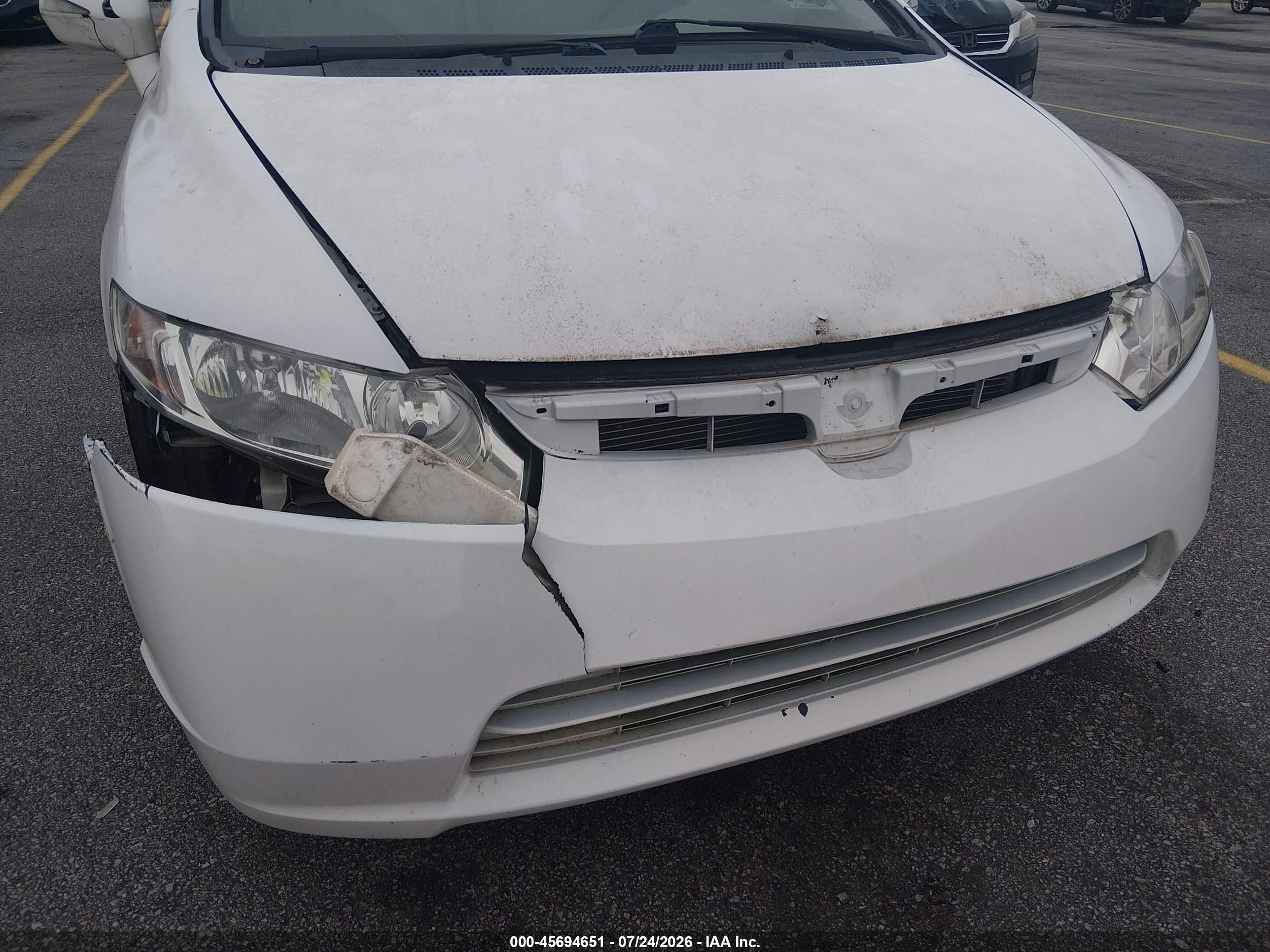 2008 Honda Civic Hybrid   White vin: JHMFA36208S028705