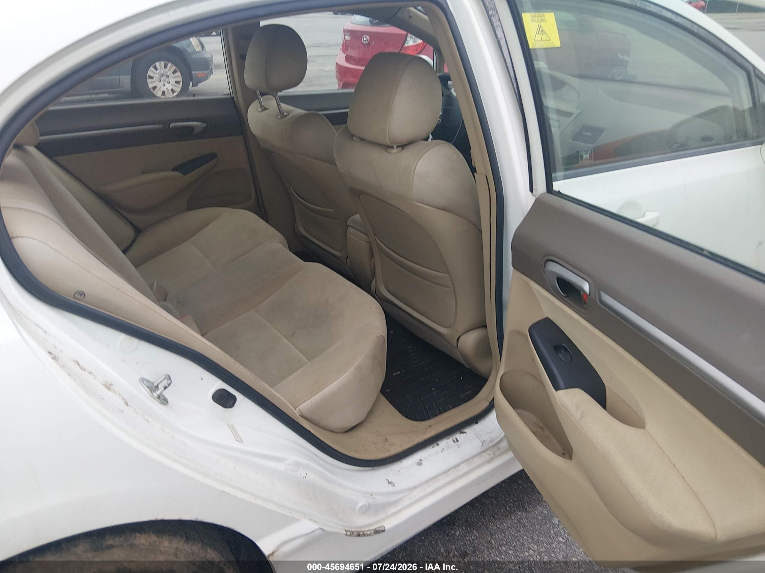 2008 Honda Civic Hybrid   White vin: JHMFA36208S028705