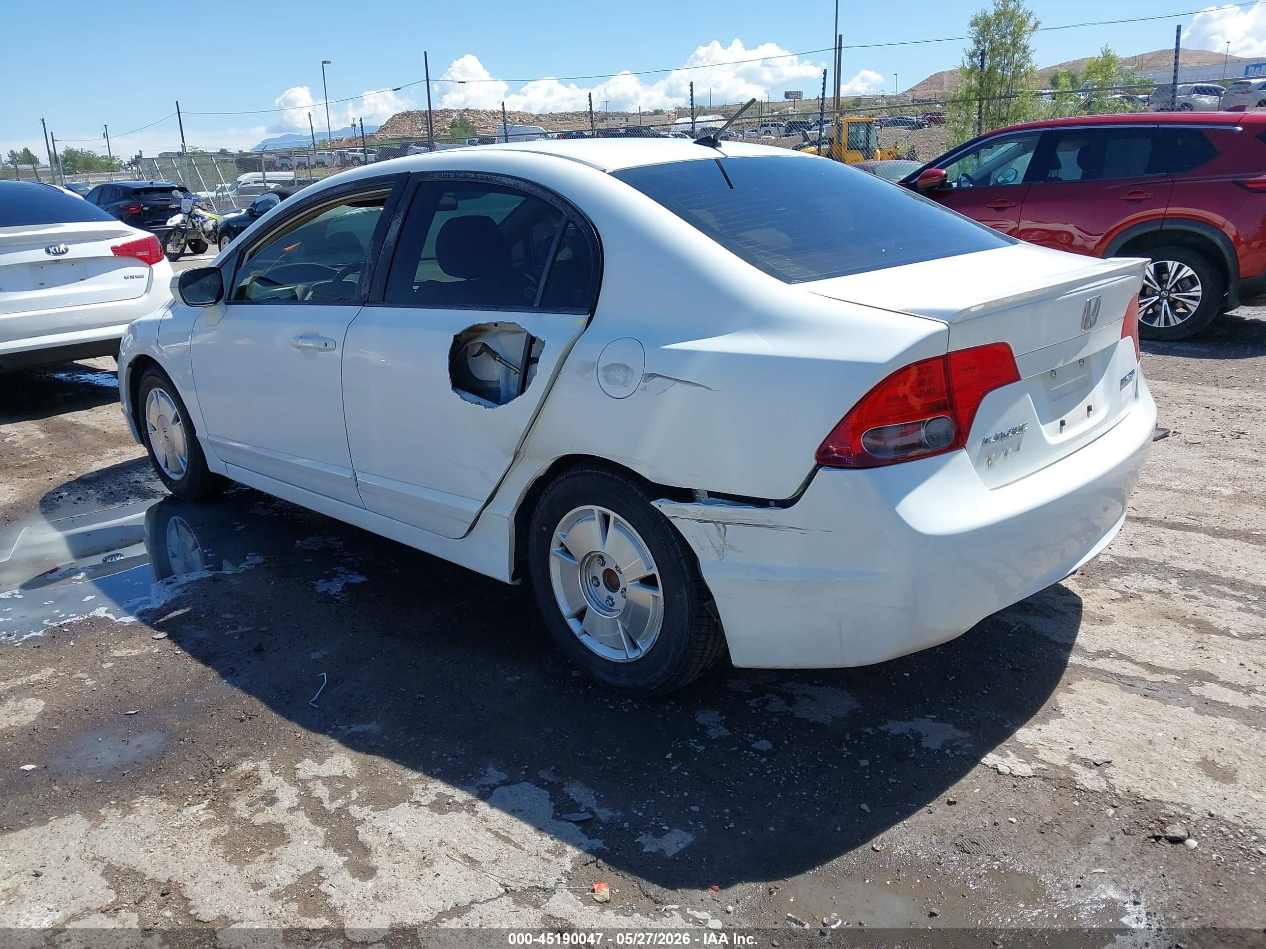 2008 Honda Civic Hybrid   White vin: JHMFA36208S030647