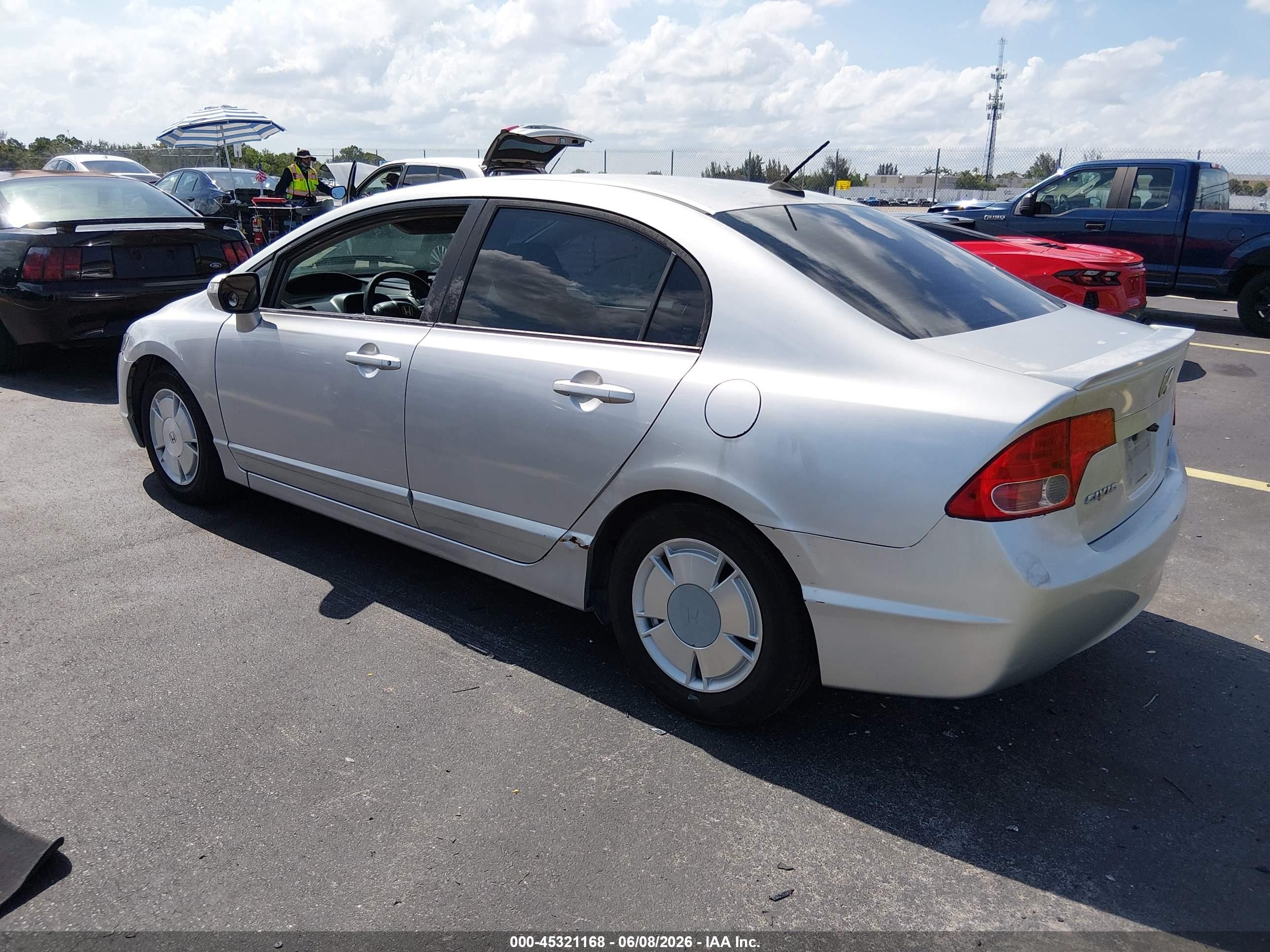 2007 Honda Civic Hybrid   Silver vin: JHMFA36217S001656