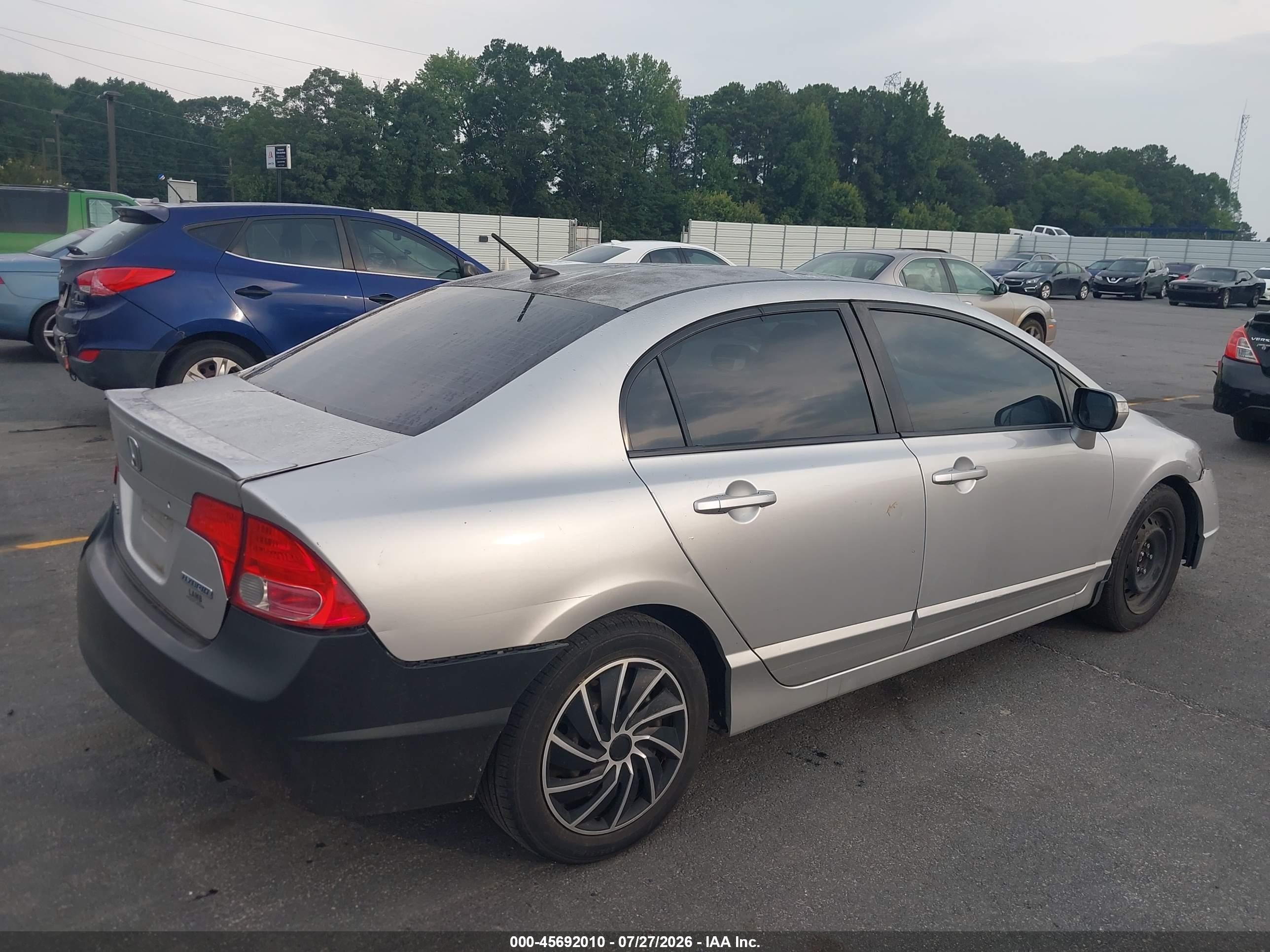 2007 Honda Civic Hybrid   Silver vin: JHMFA36217S029425