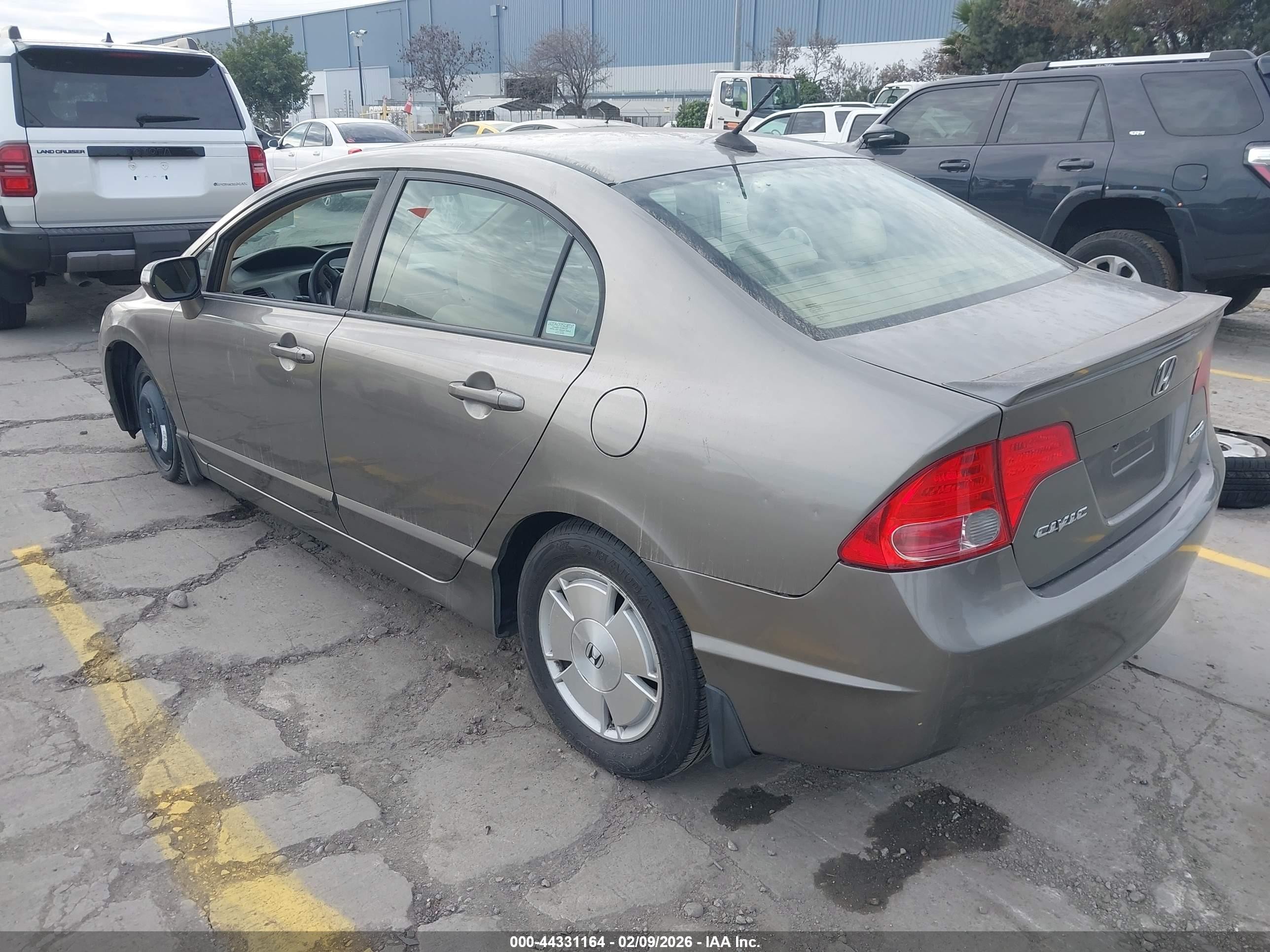 2008 Honda Civic Hybrid Pewter vin: JHMFA36218S023688