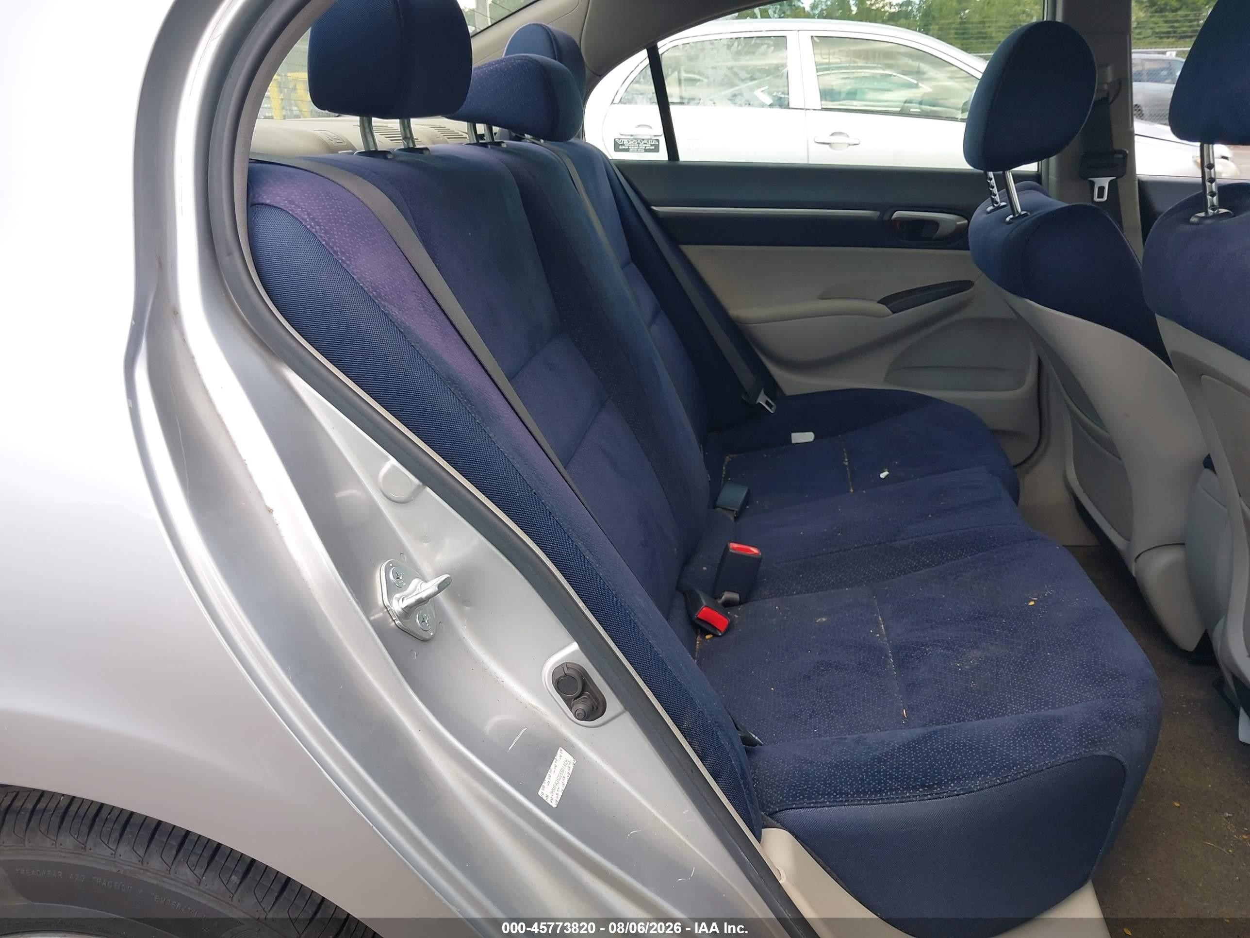 2006 Honda Civic Hybrid   Silver vin: JHMFA36226S013636