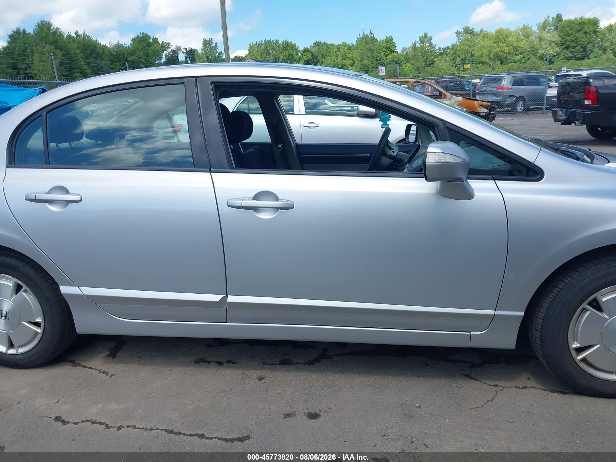2006 Honda Civic Hybrid   Silver vin: JHMFA36226S013636