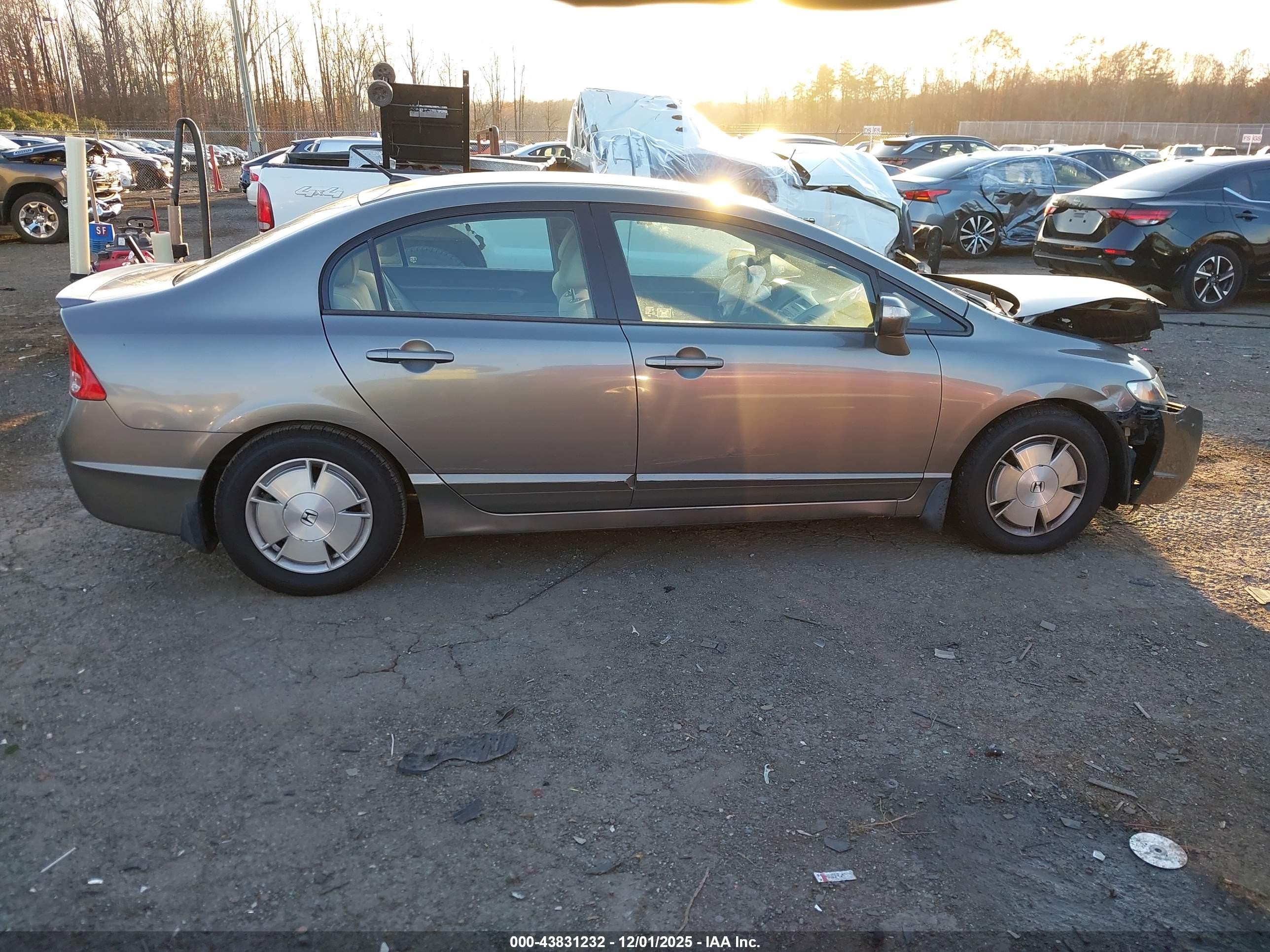2006 Honda Civic Hybrid   Gray vin: JHMFA36236S006159