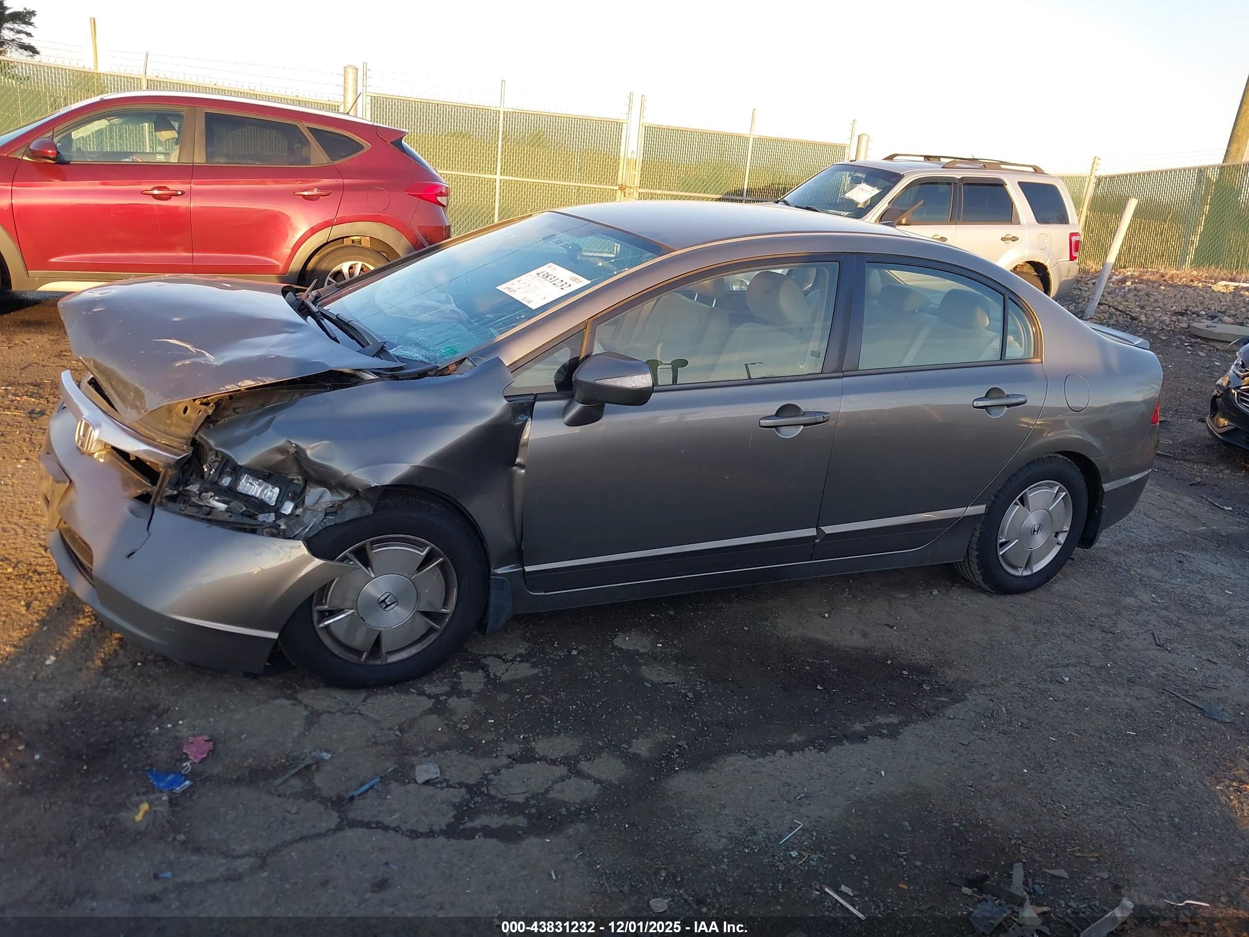 2006 Honda Civic Hybrid   Gray vin: JHMFA36236S006159