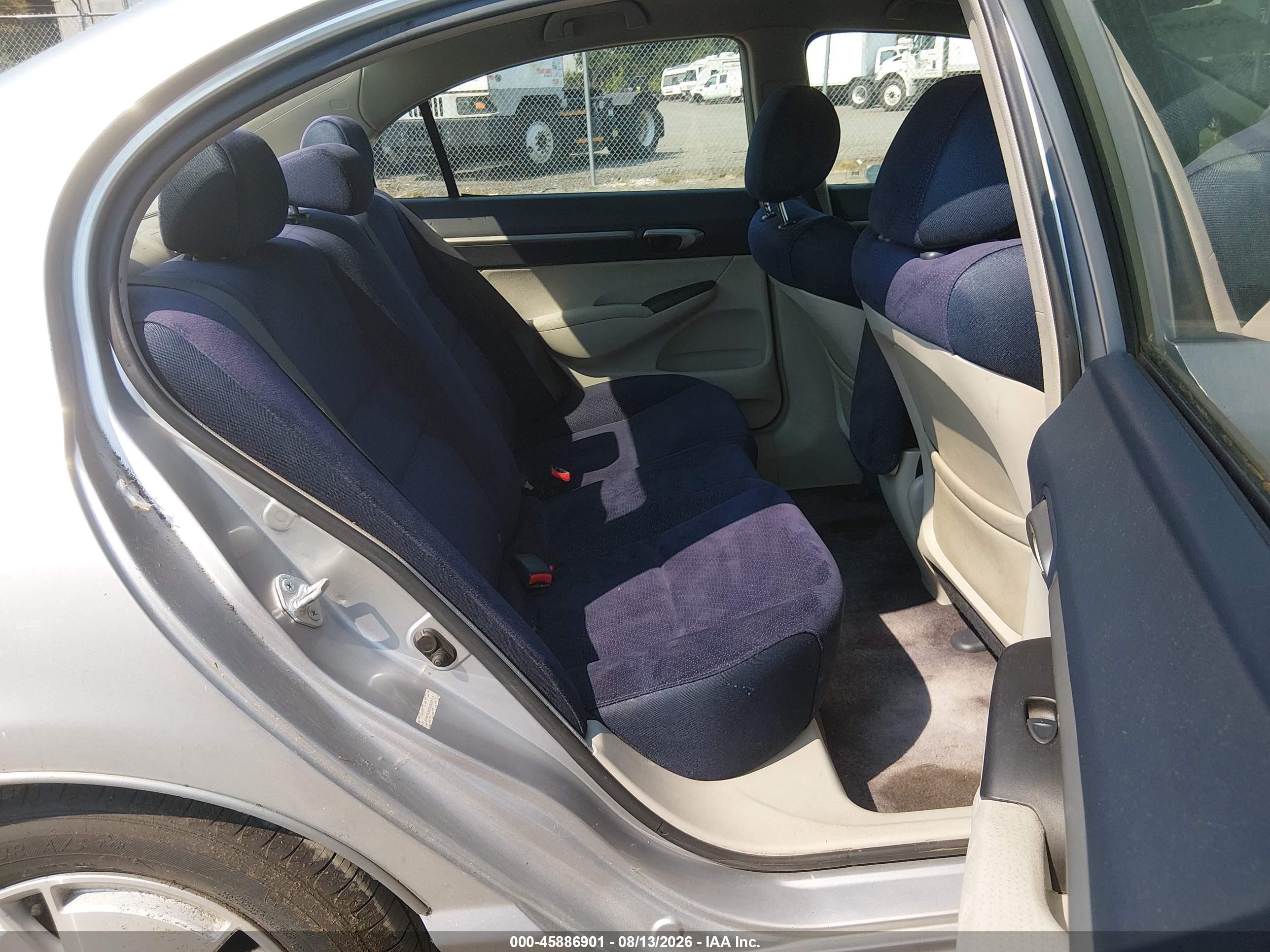 2006 Honda Civic Hybrid   Silver vin: JHMFA36236S025116