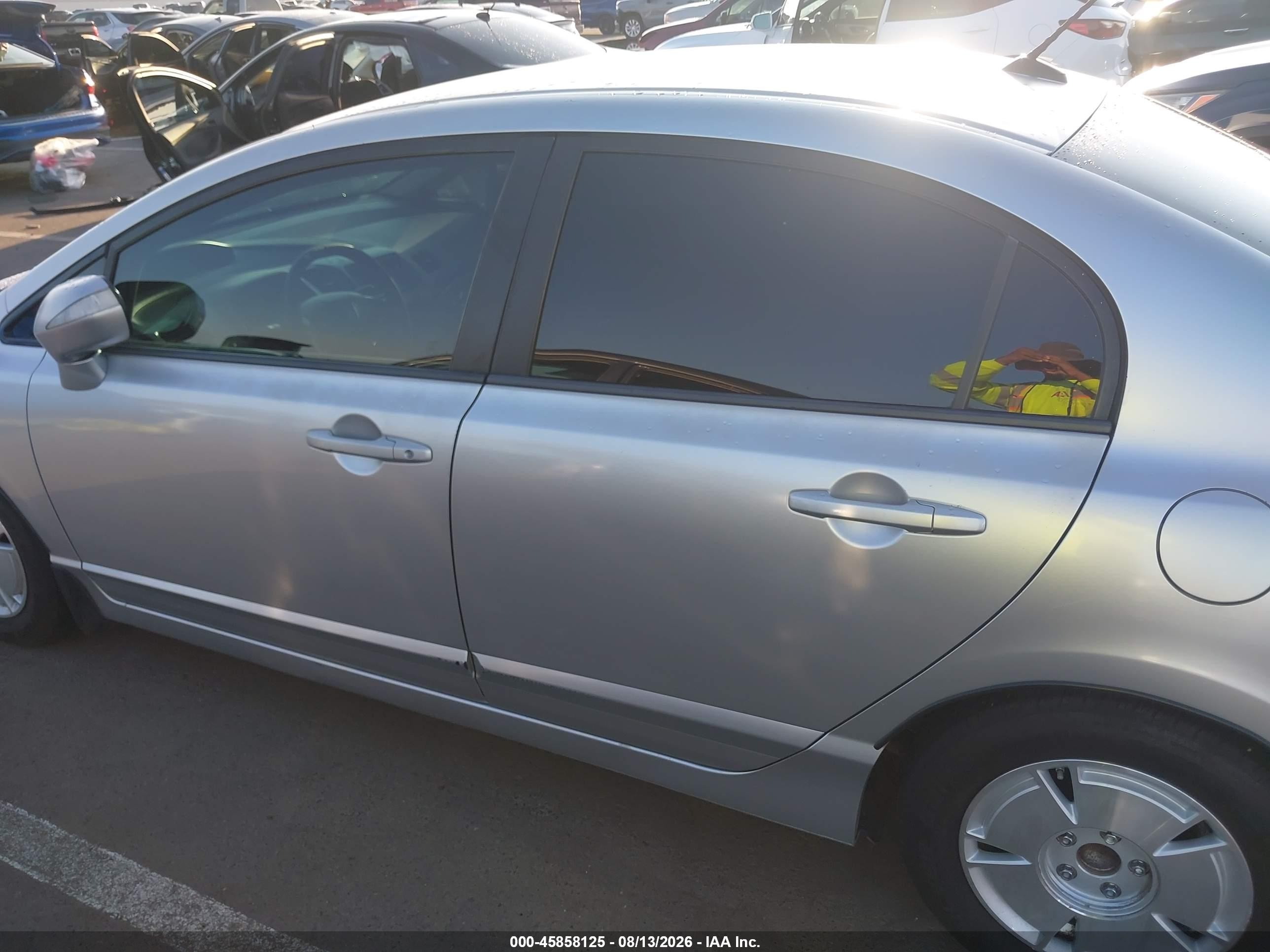 2008 Honda Civic Hybrid   Silver vin: JHMFA36238S009646