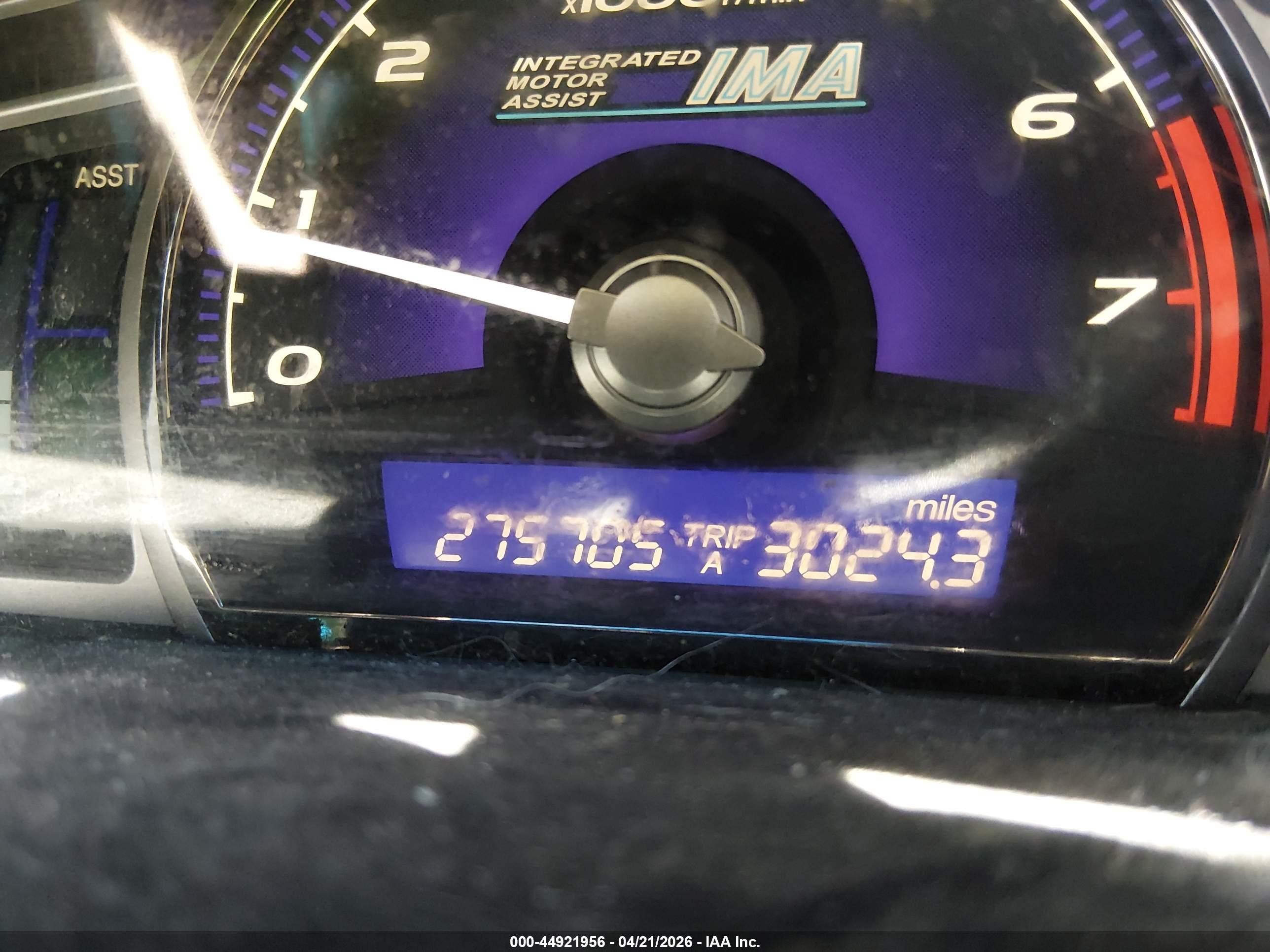 2008 Honda Civic Hybrid   White vin: JHMFA36238S024583