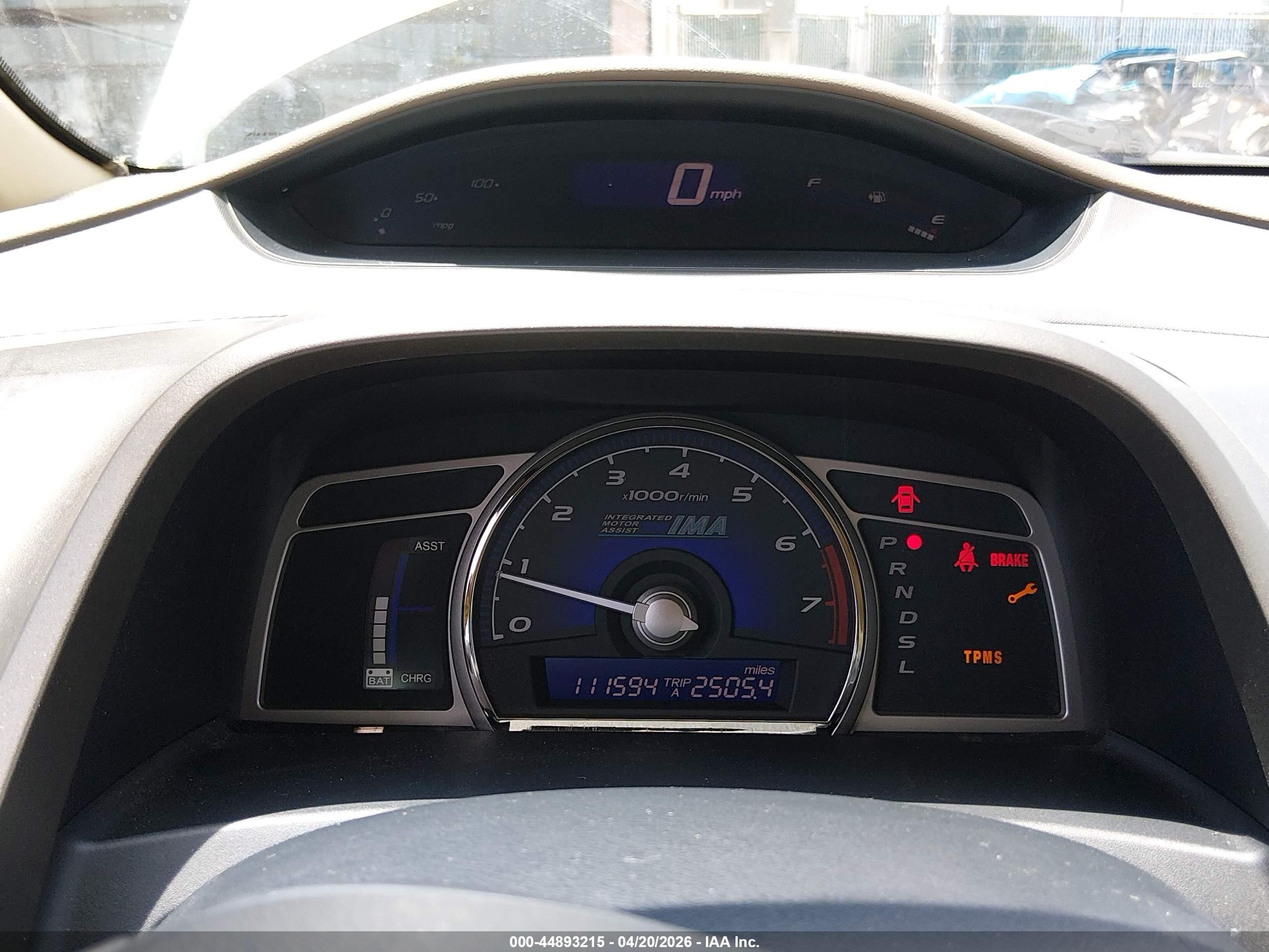 2008 Honda Civic Hybrid   White vin: JHMFA36248S013205