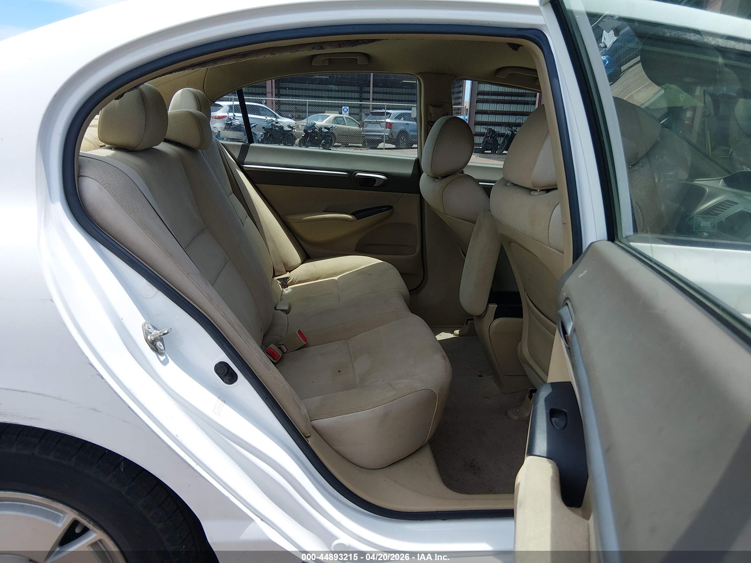 2008 Honda Civic Hybrid   White vin: JHMFA36248S013205